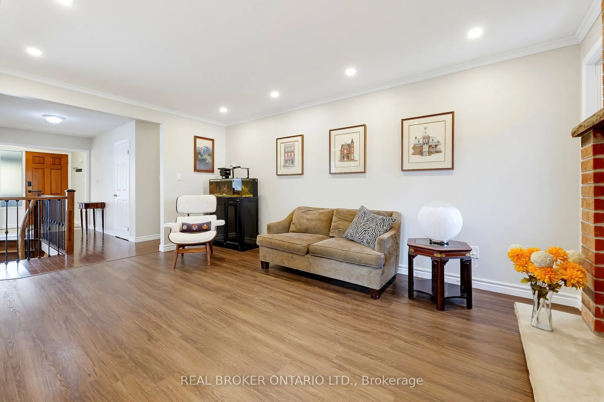 96 Munro Crescent