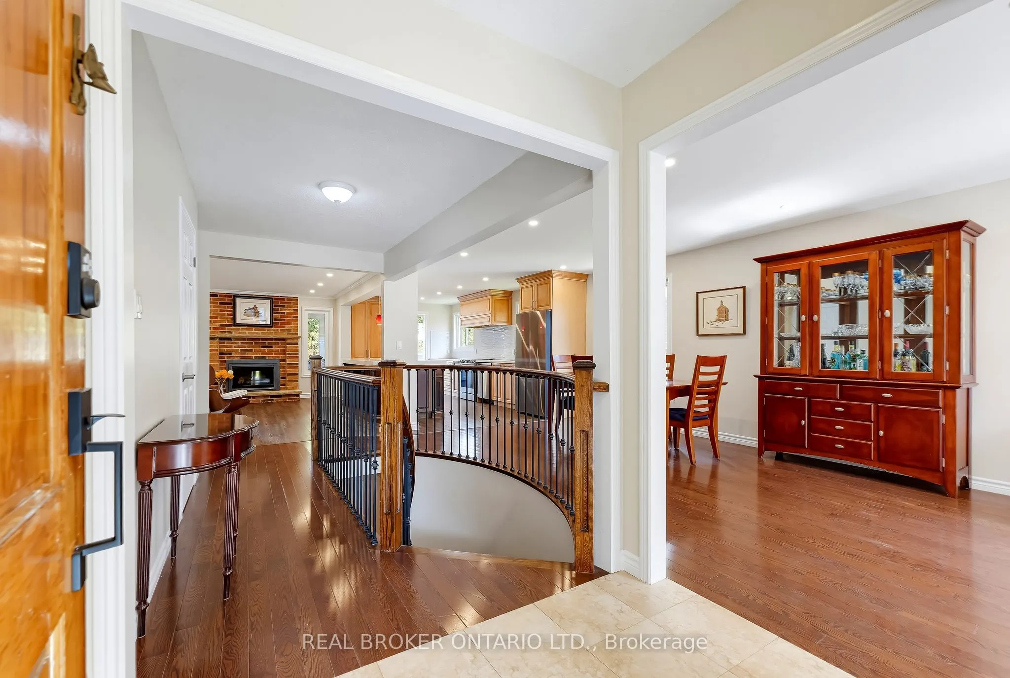 96 Munro Crescent