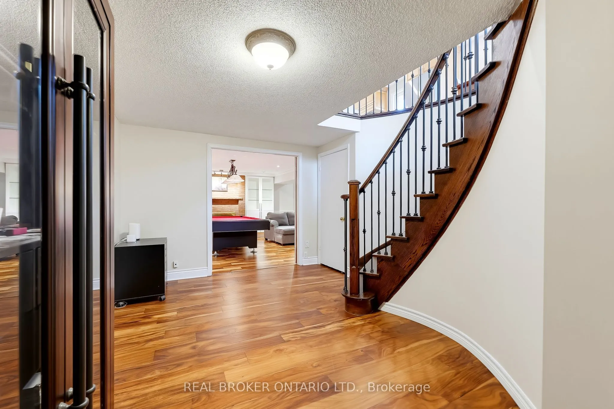 96 Munro Crescent