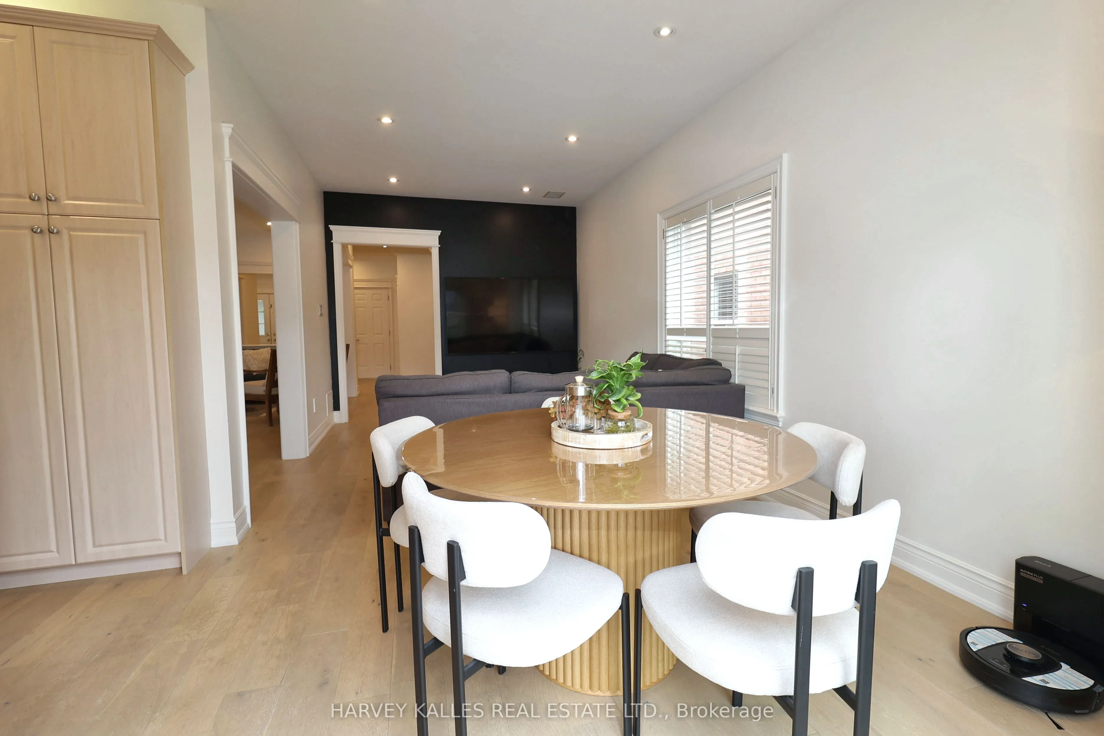 35 Water Garden Lane