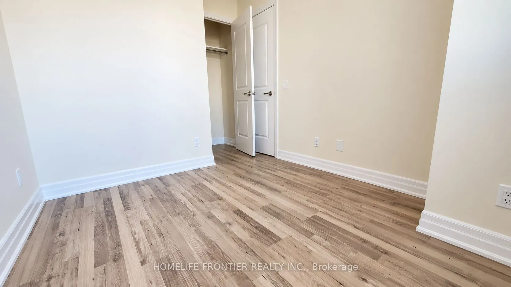 9085 Jane Street #803
