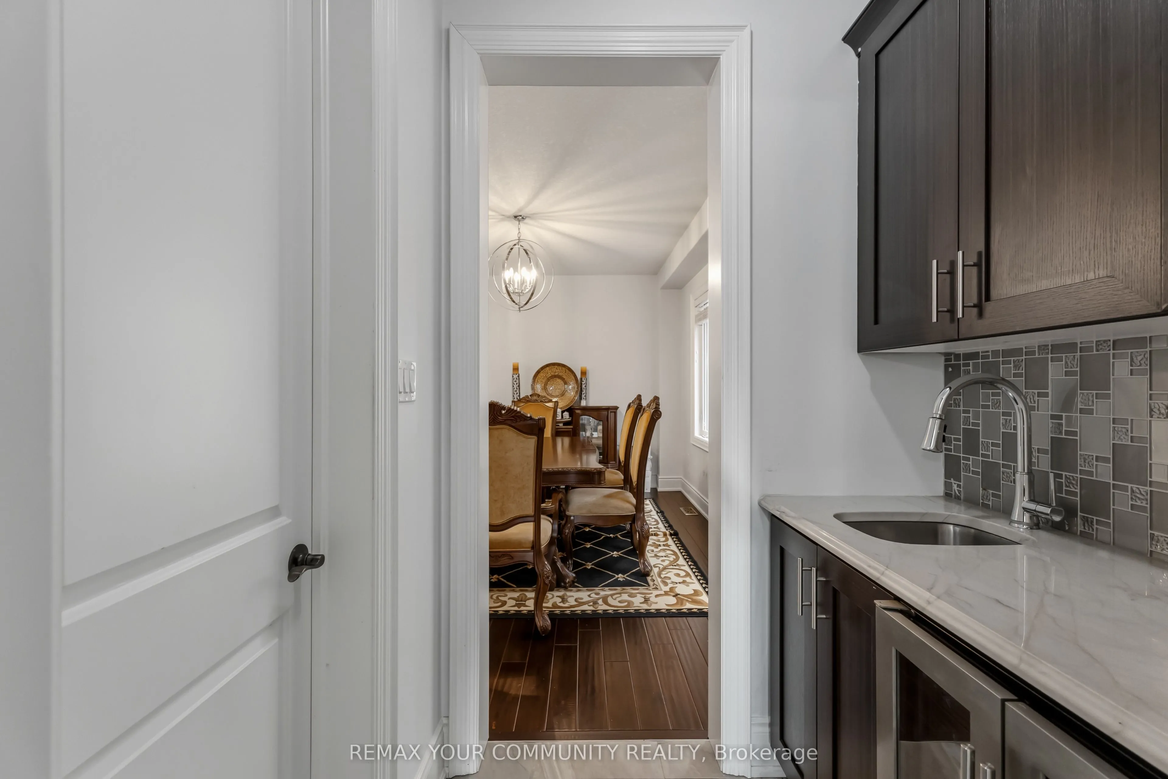 73 Morrison Avenue