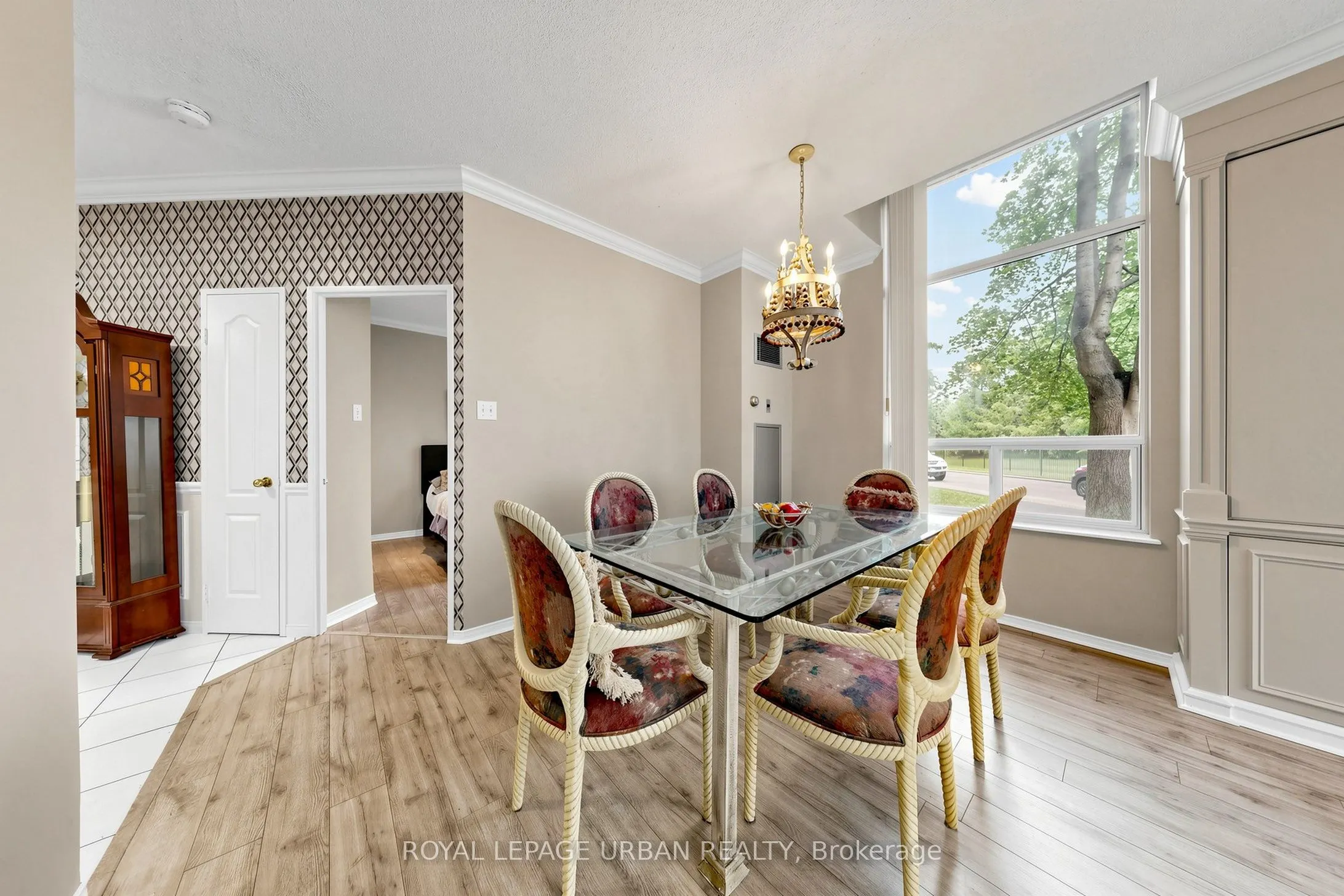 11 Townsgate Drive #110