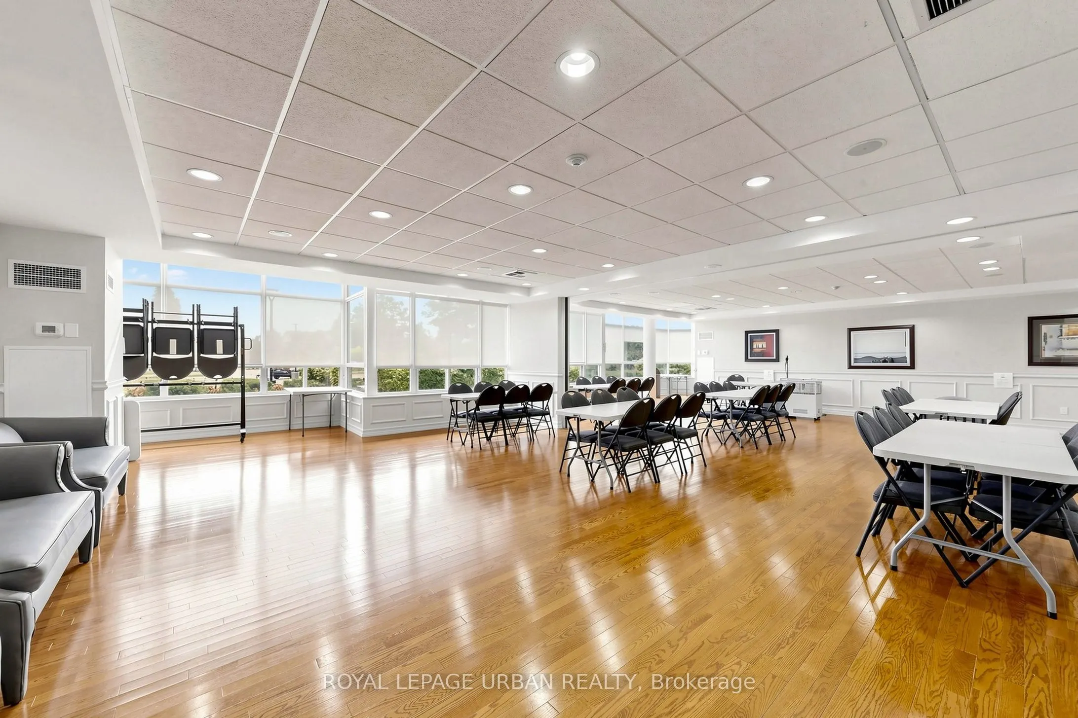 11 Townsgate Drive #110