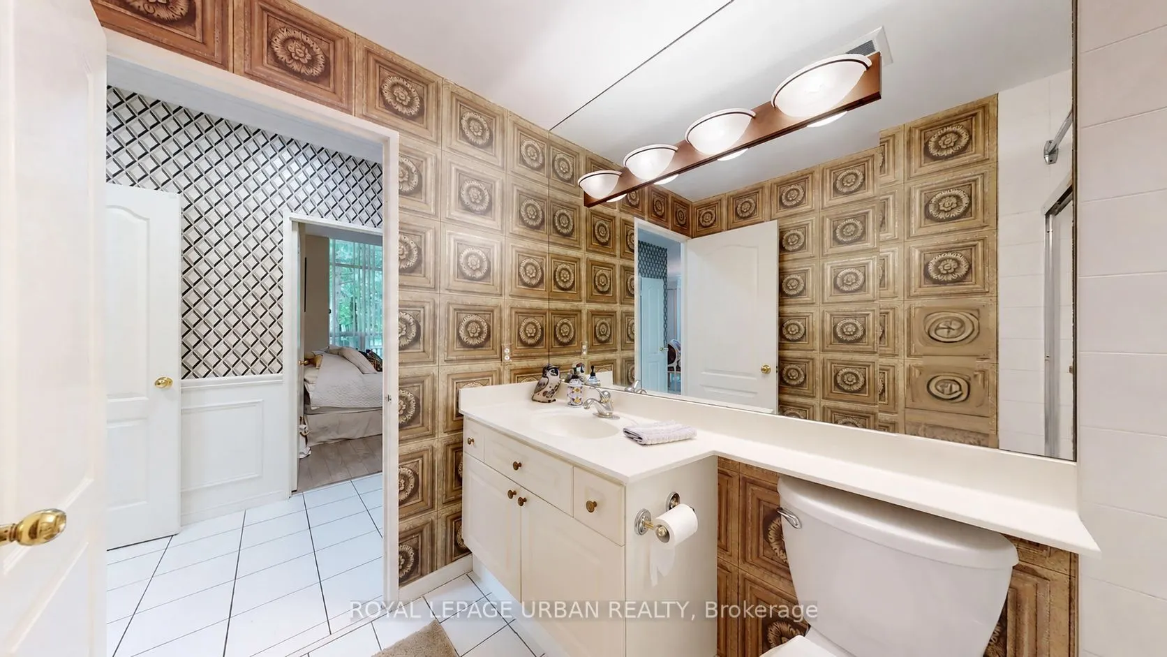 11 Townsgate Drive #110