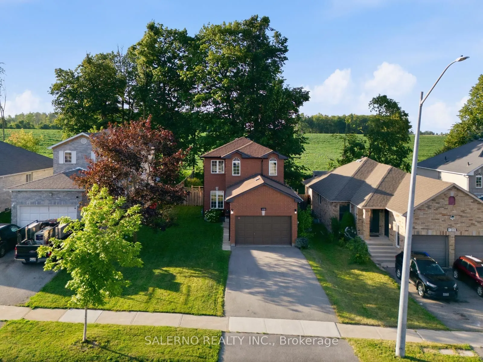 1202 Leslie Drive