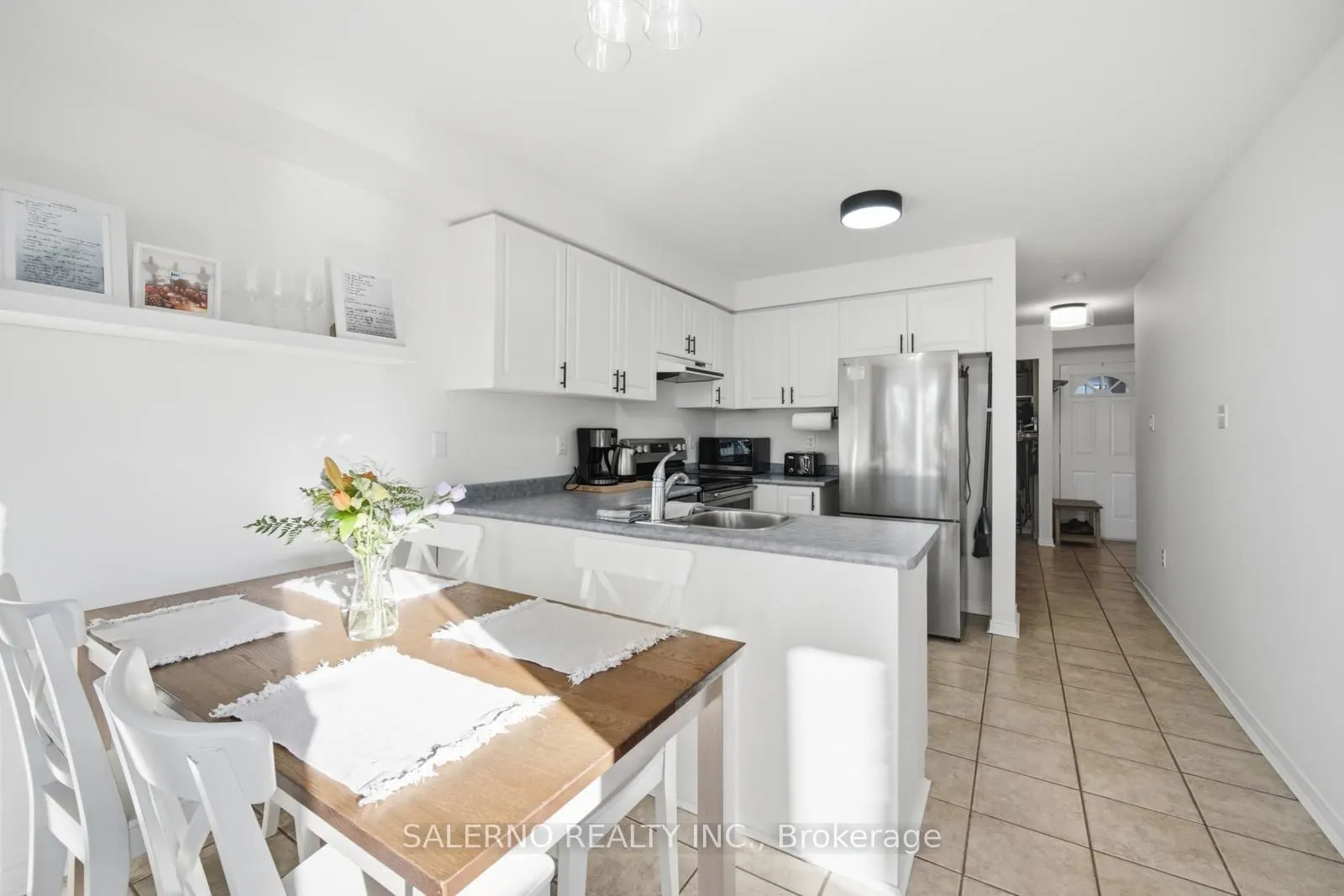 1202 Leslie Drive