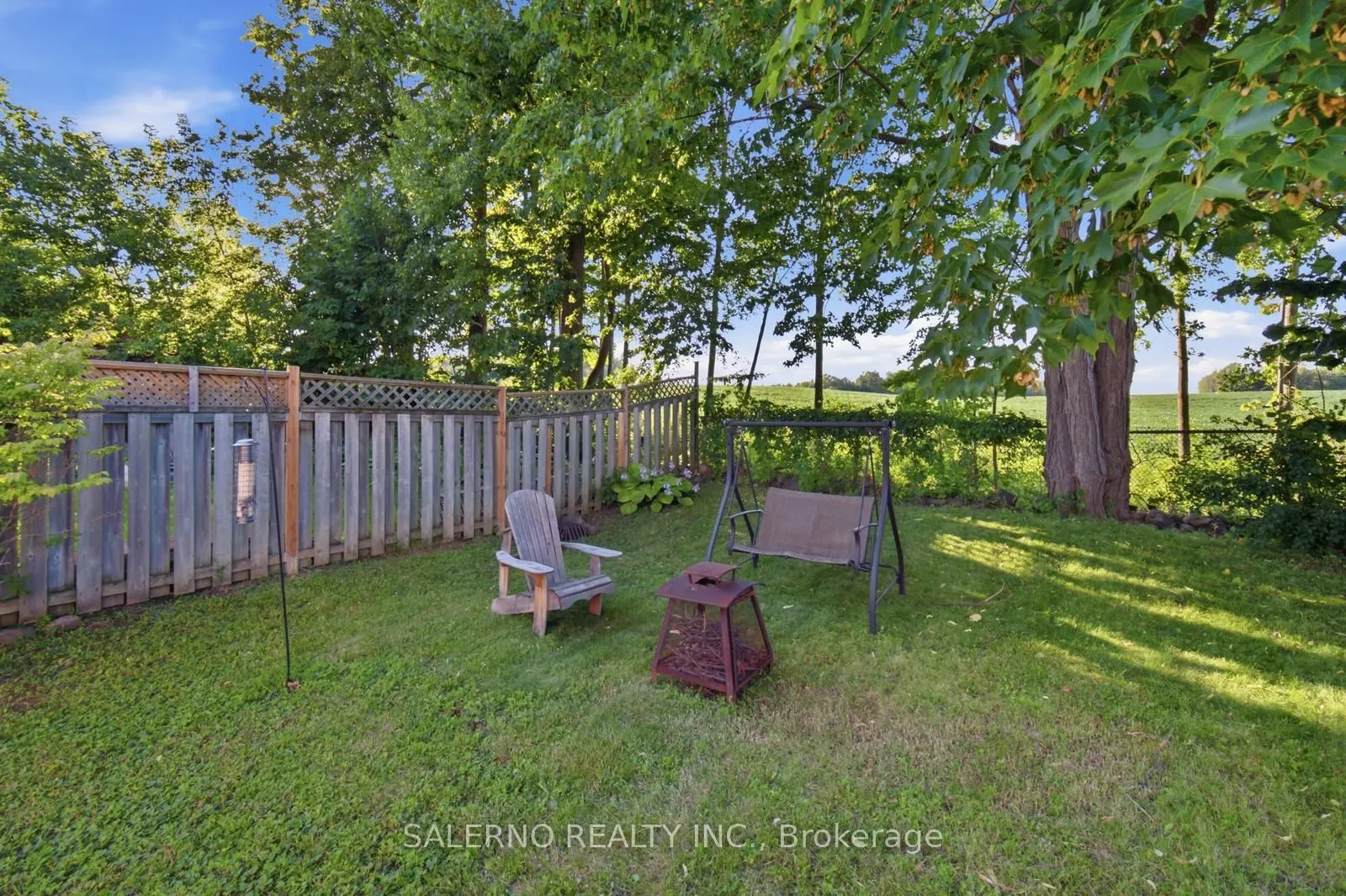 1202 Leslie Drive