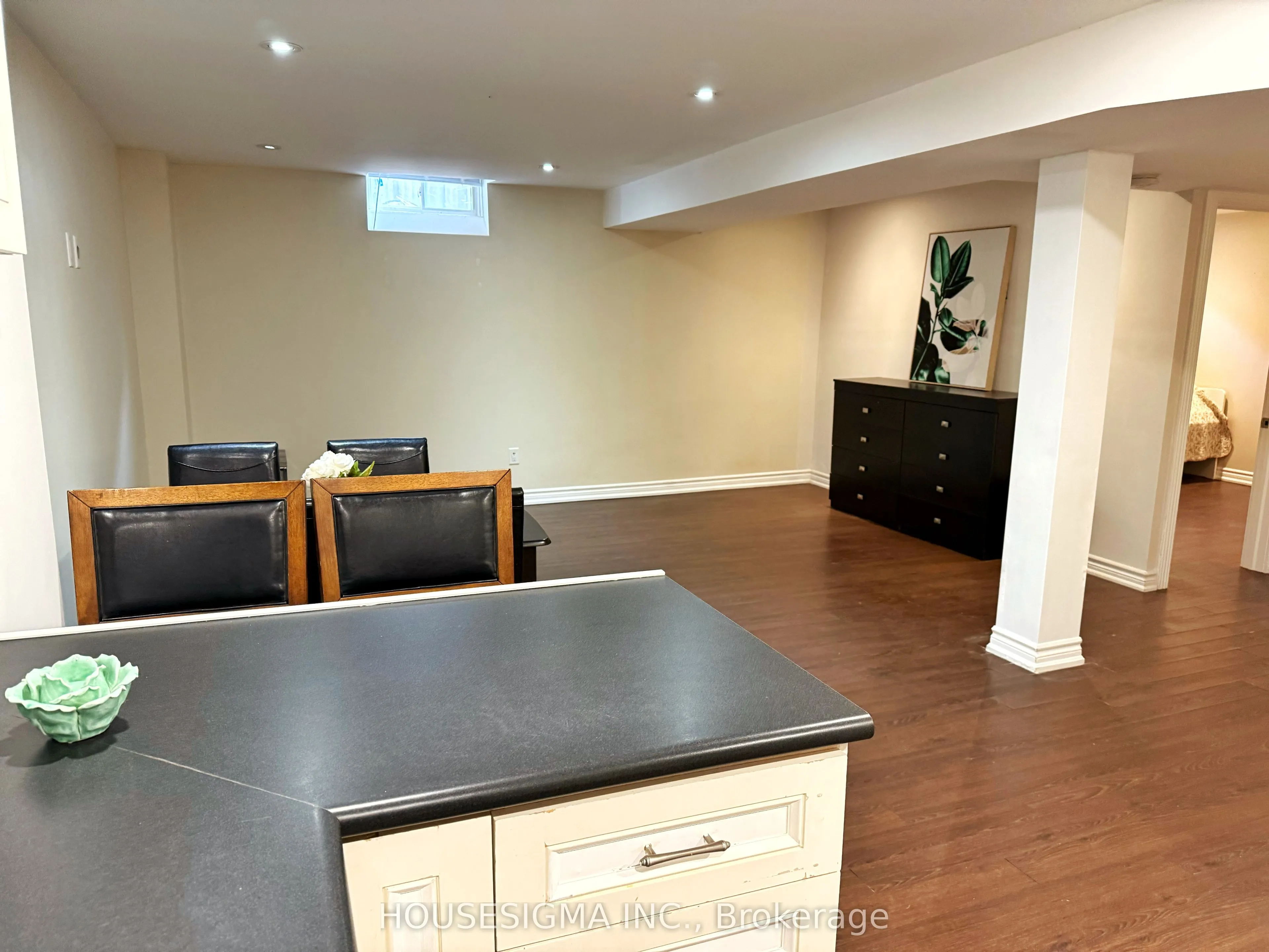 16 Mendys Forest Street #Lower