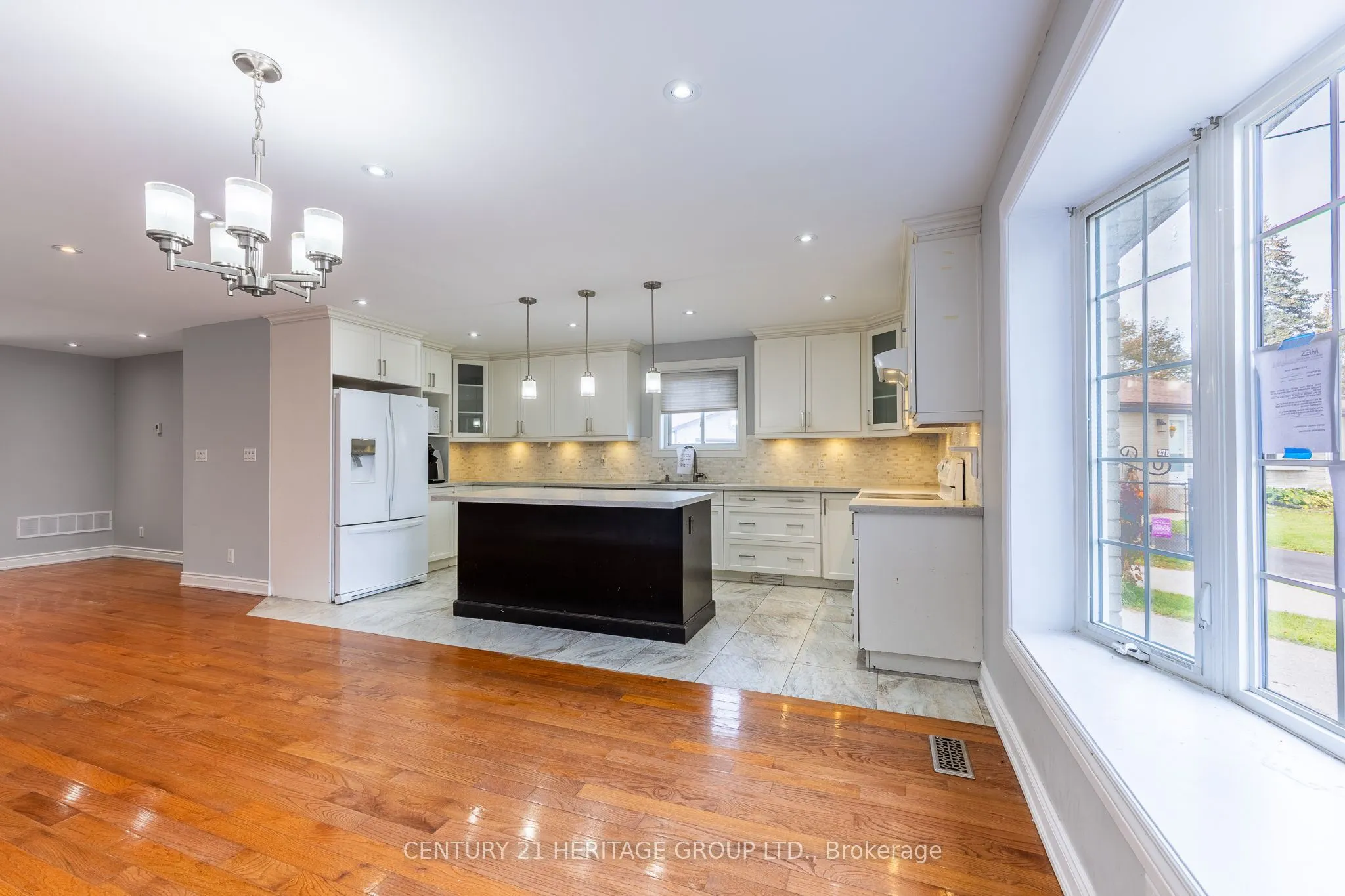 274 Demaine Crescent