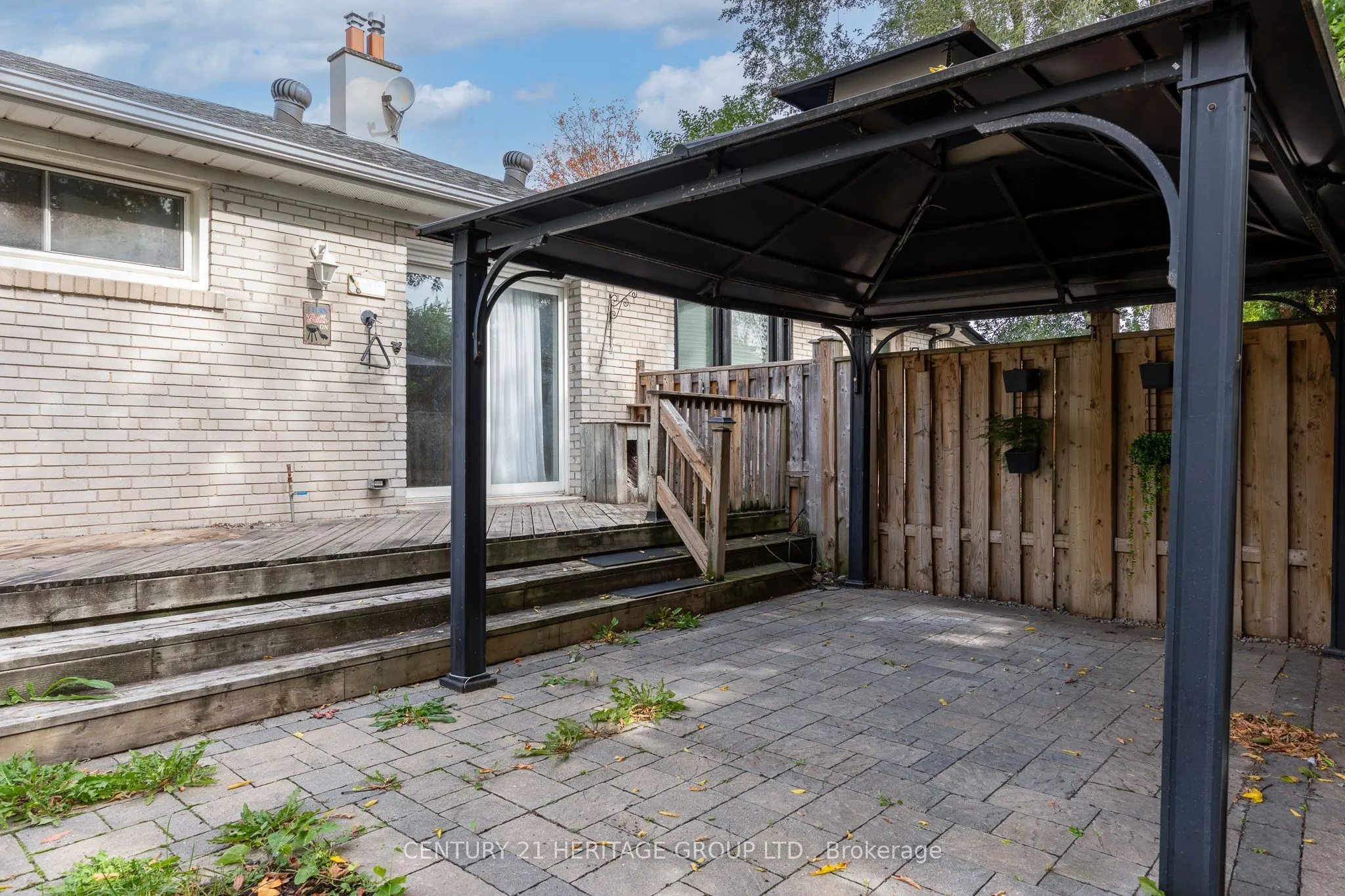274 Demaine Crescent