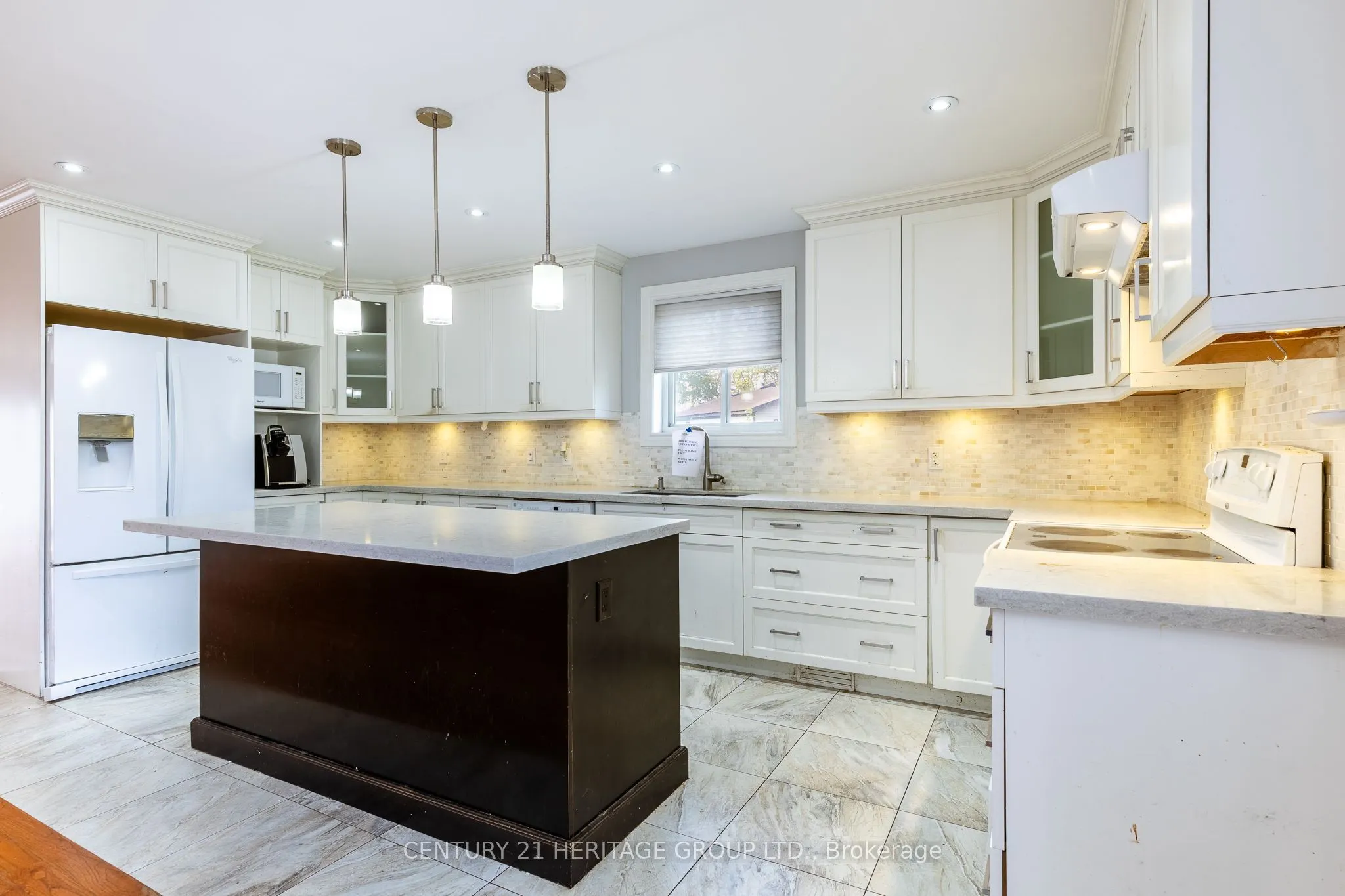 274 Demaine Crescent