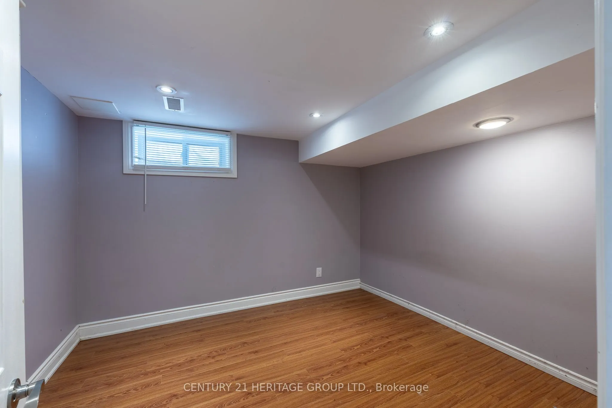 274 Demaine Crescent