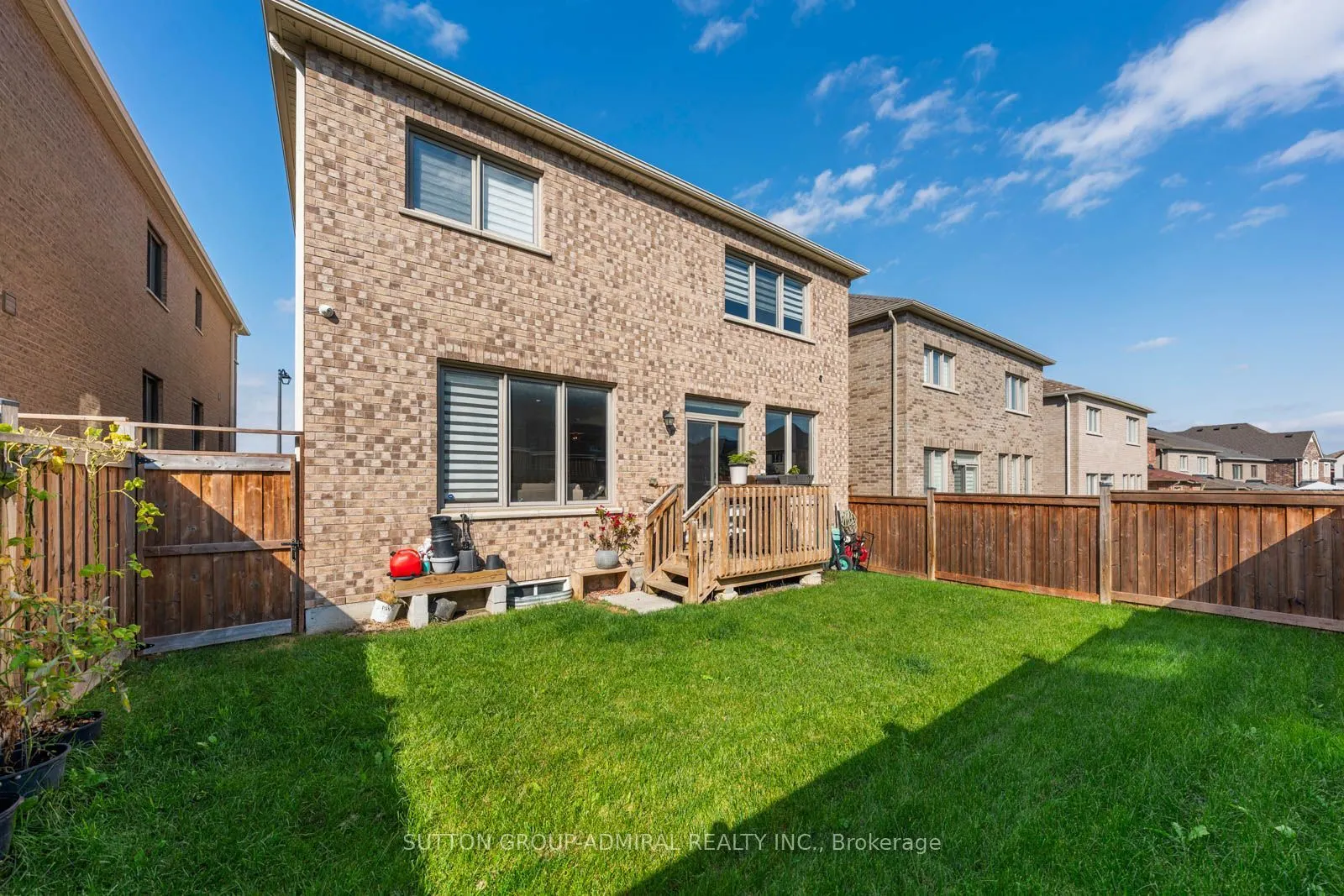25 Pear Blossom Way