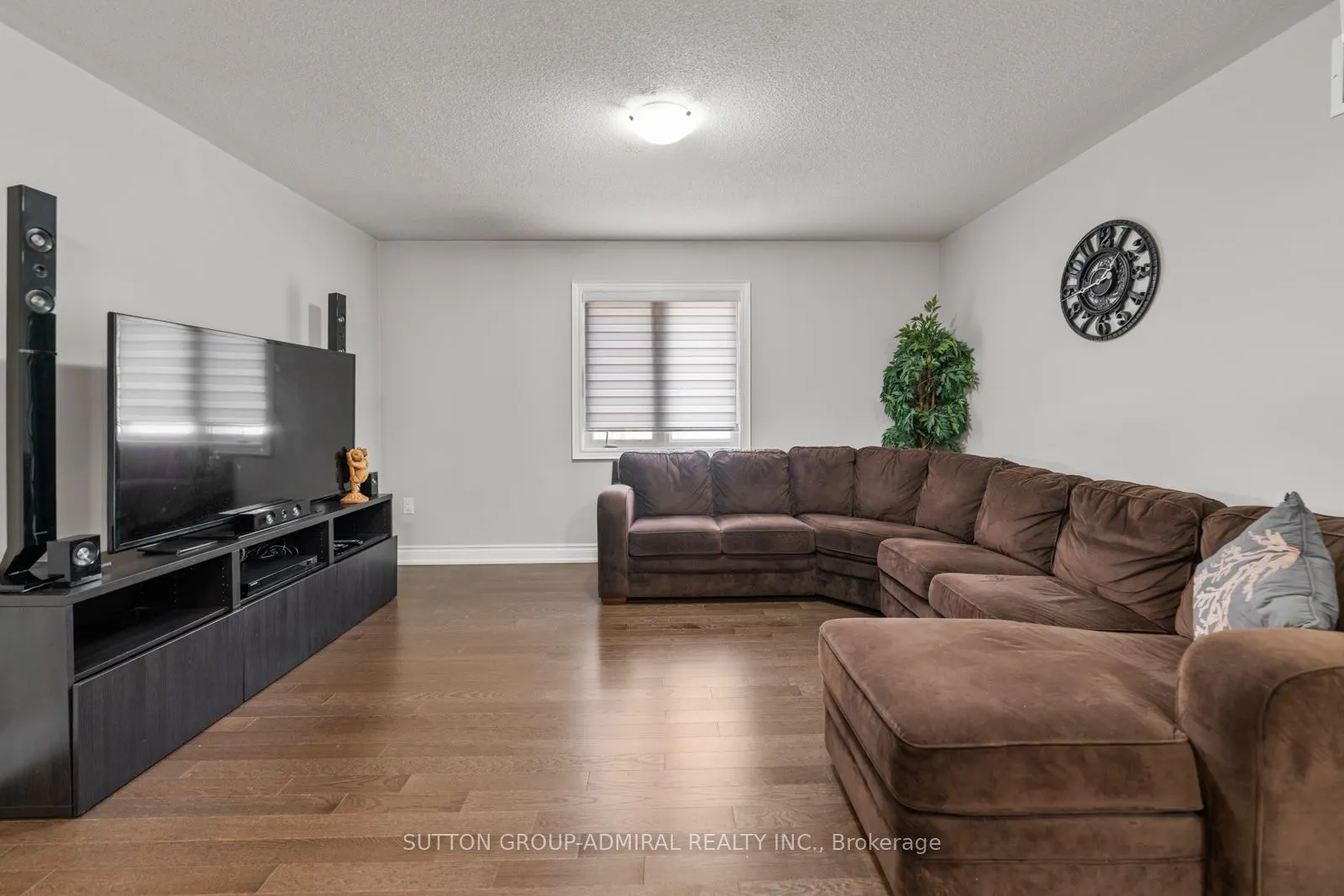 25 Pear Blossom Way