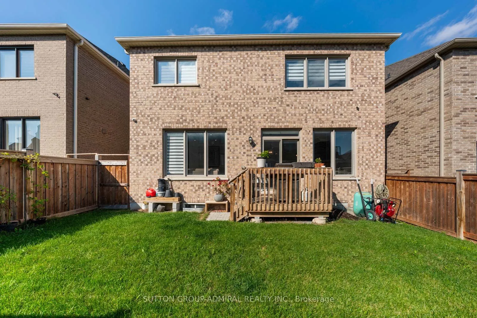 25 Pear Blossom Way