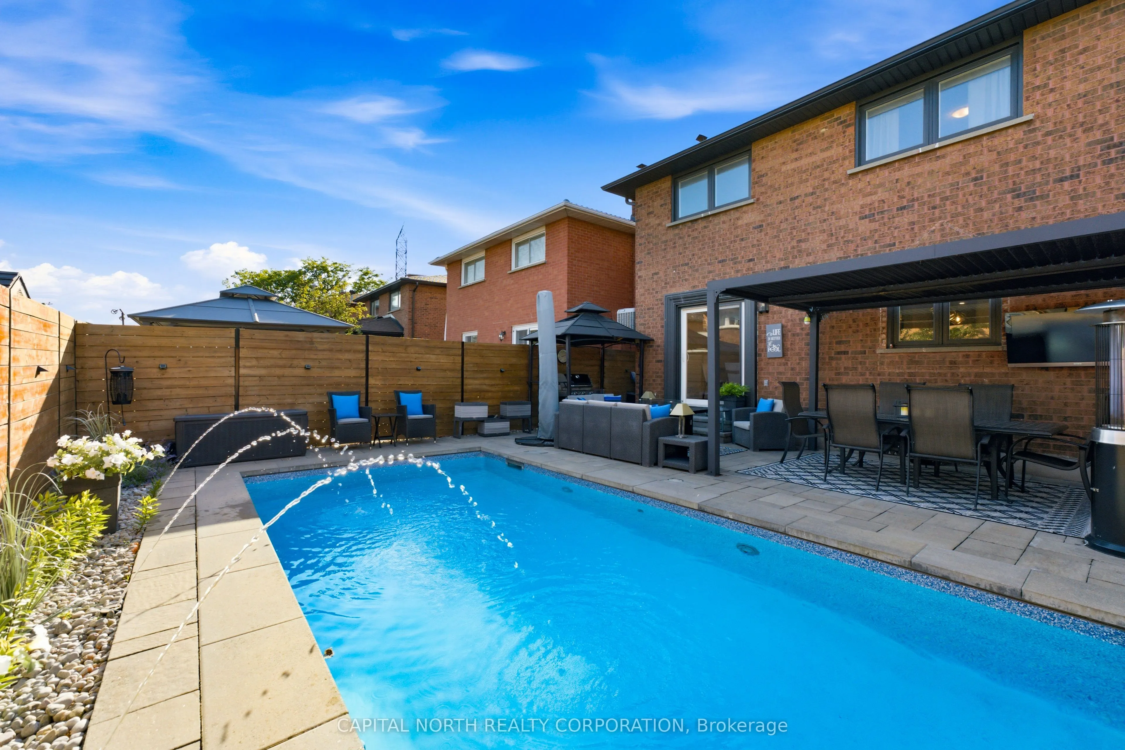 112 Jackman Crescent