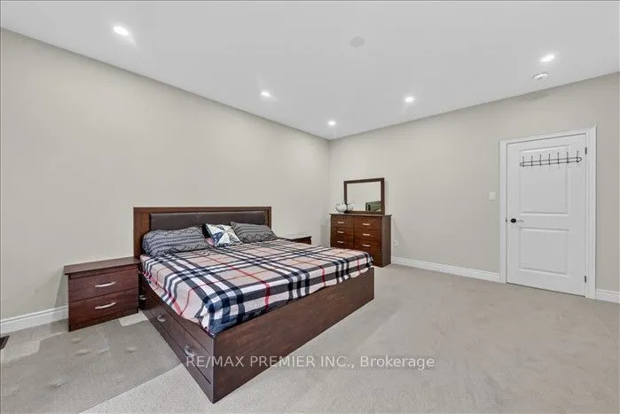 26 Birchwood Lane