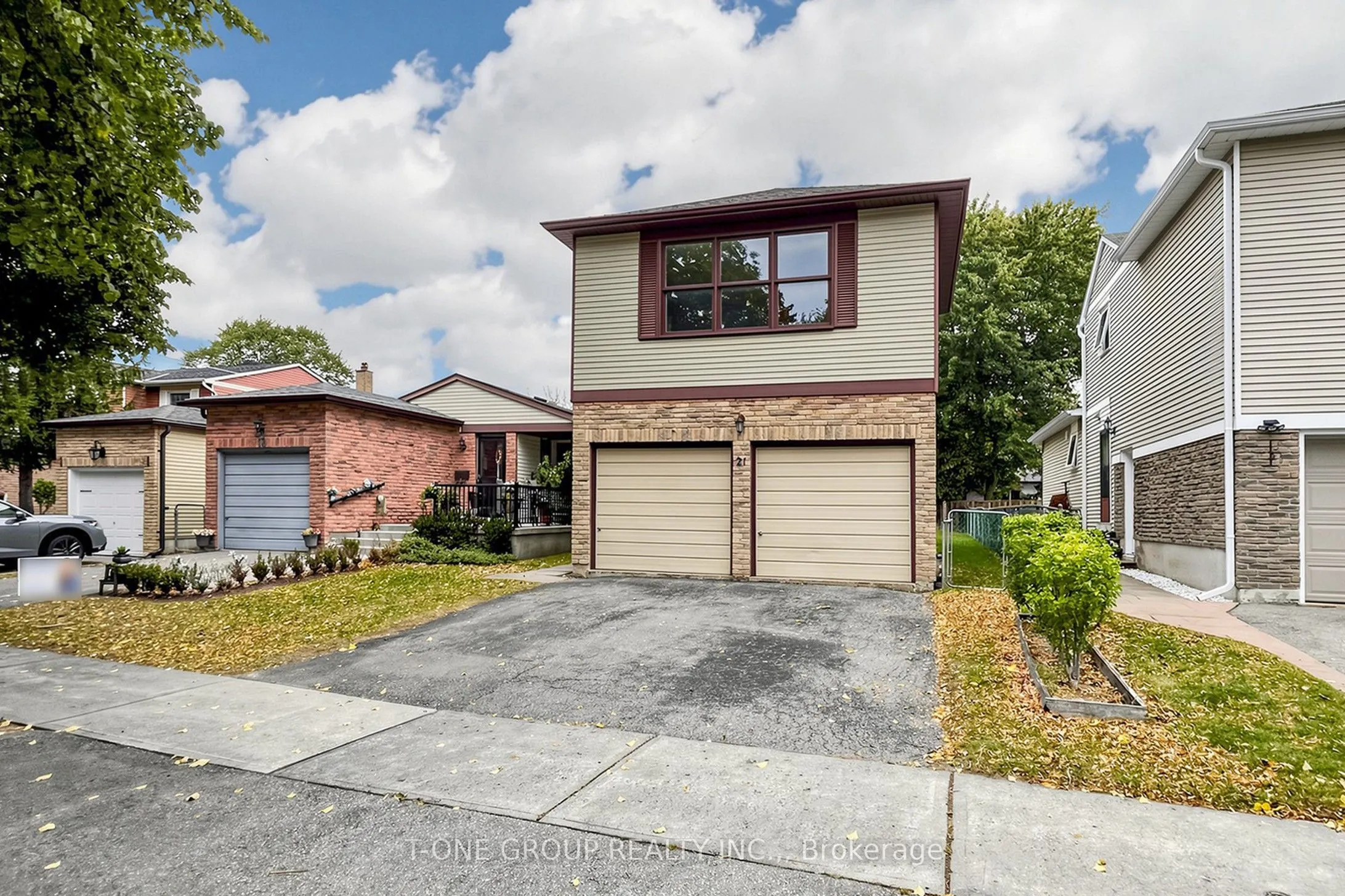 21 Madsen Crescent