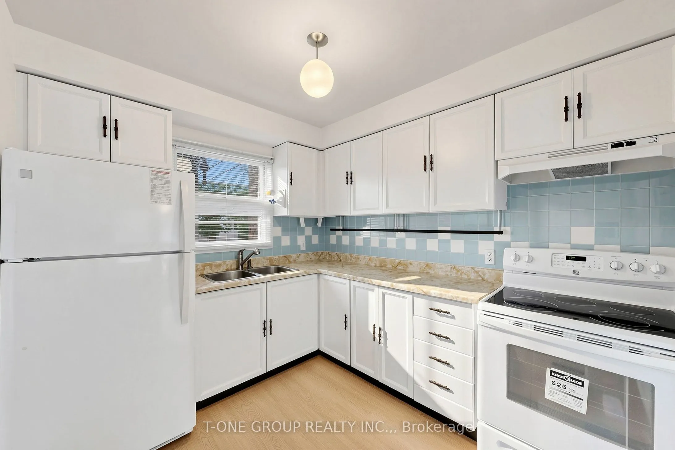 21 Madsen Crescent