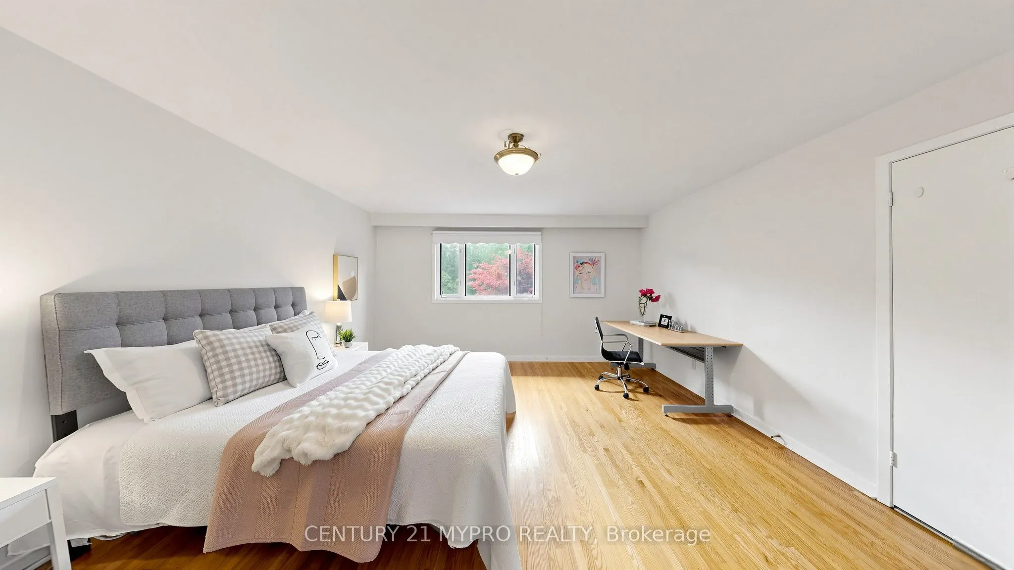 23 Forest Park Crescent