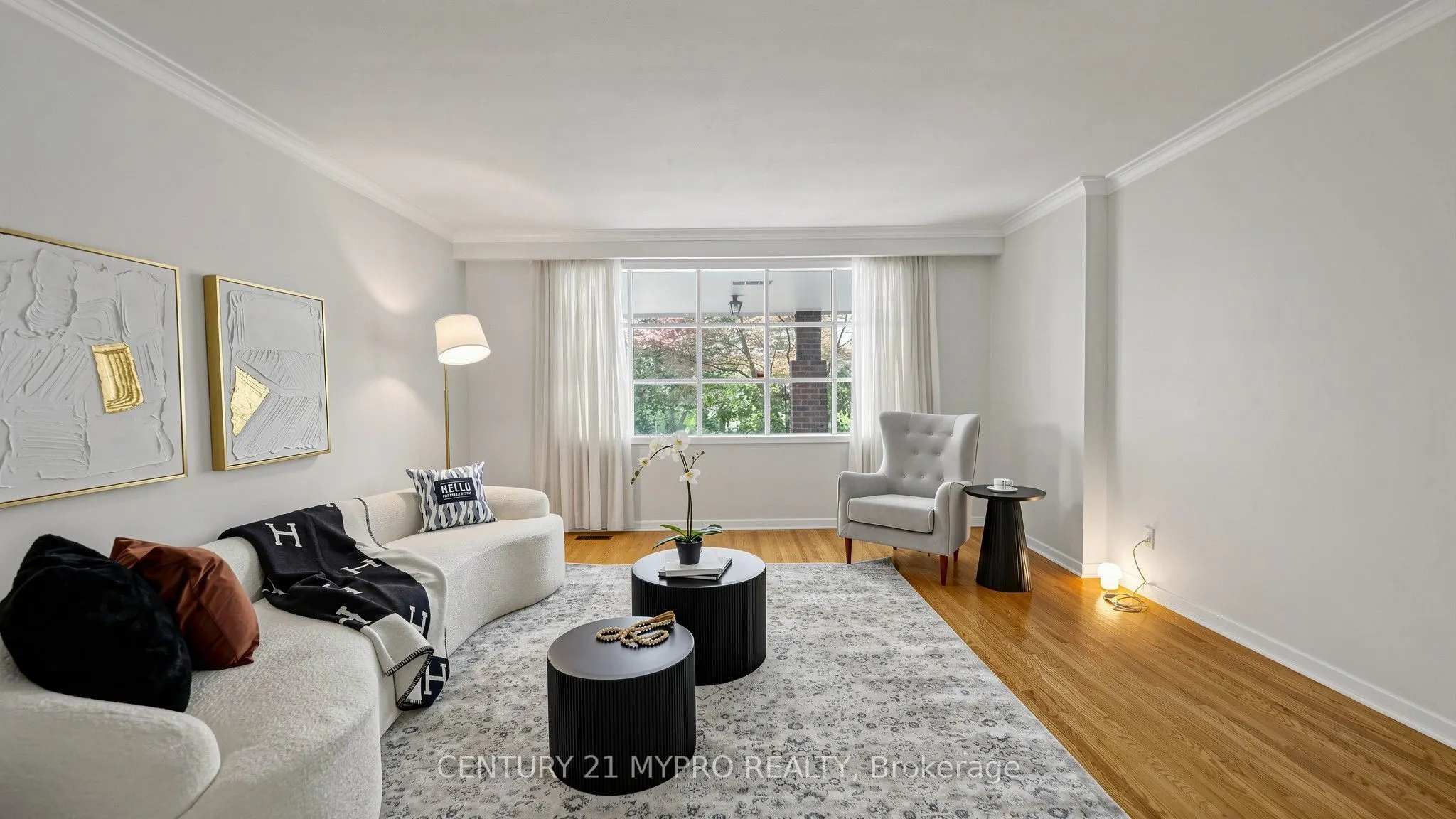 23 Forest Park Crescent