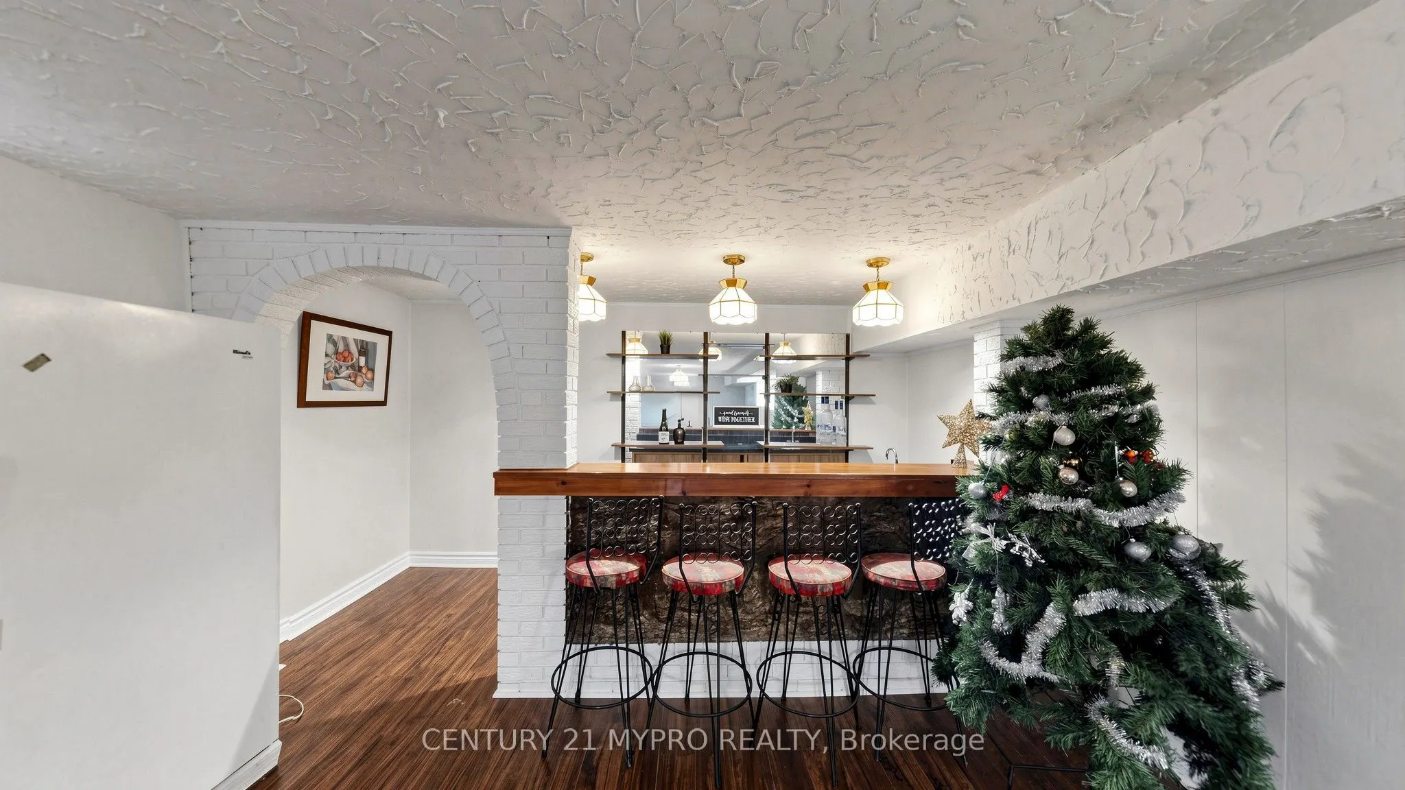 23 Forest Park Crescent