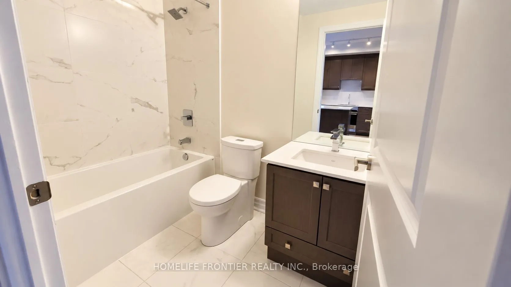 9085 Jane Street #803