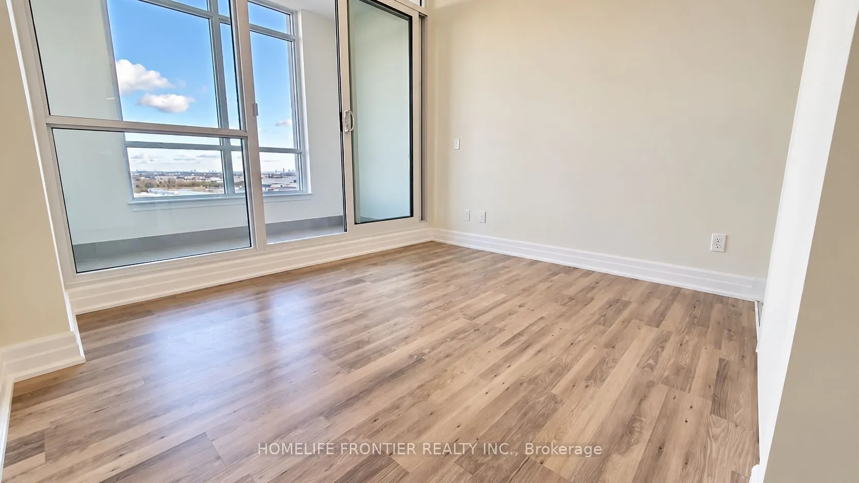9085 Jane Street #803