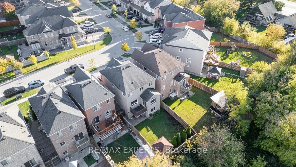 147 Armstrong Crescent