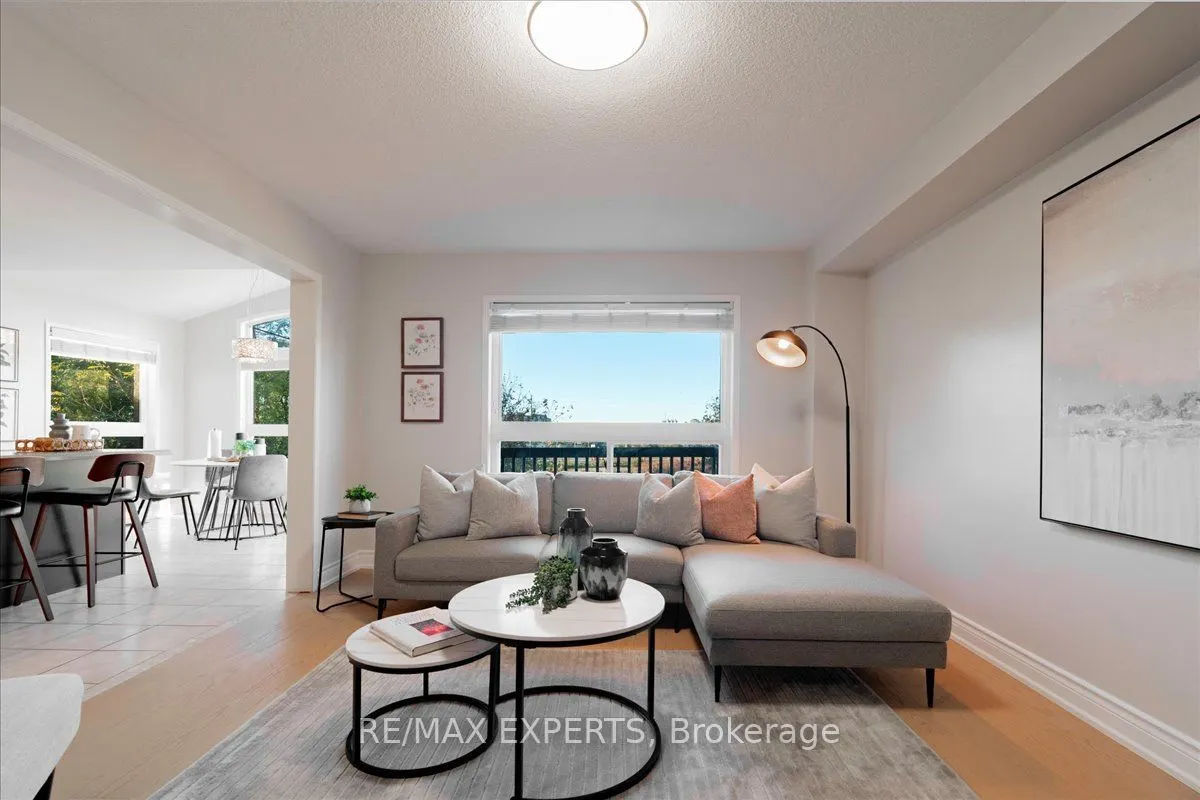 147 Armstrong Crescent