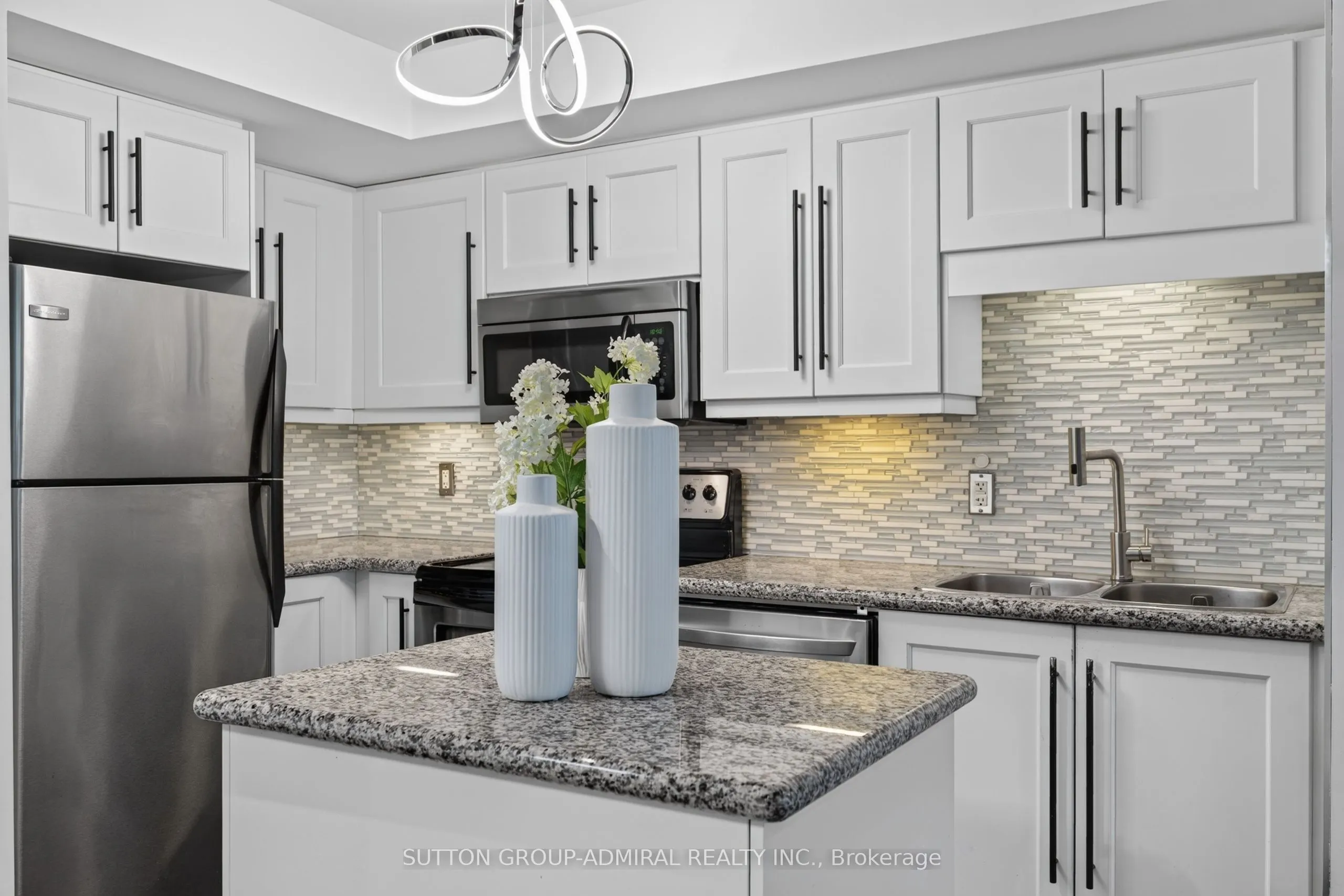 18 Harding Boulevard #1203