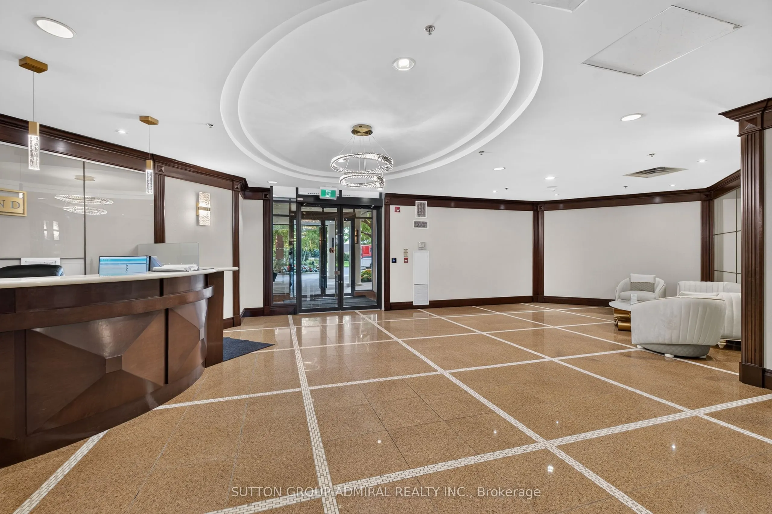 18 Harding Boulevard #1203