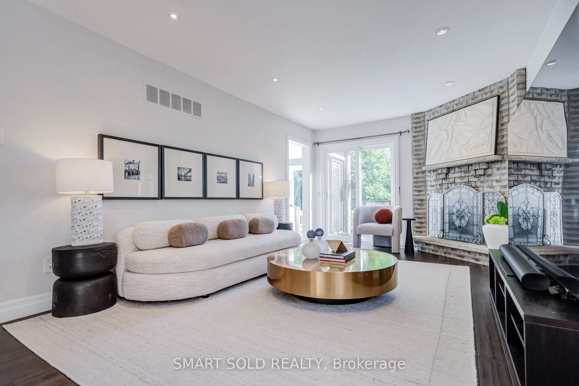 350 Kirby Crescent