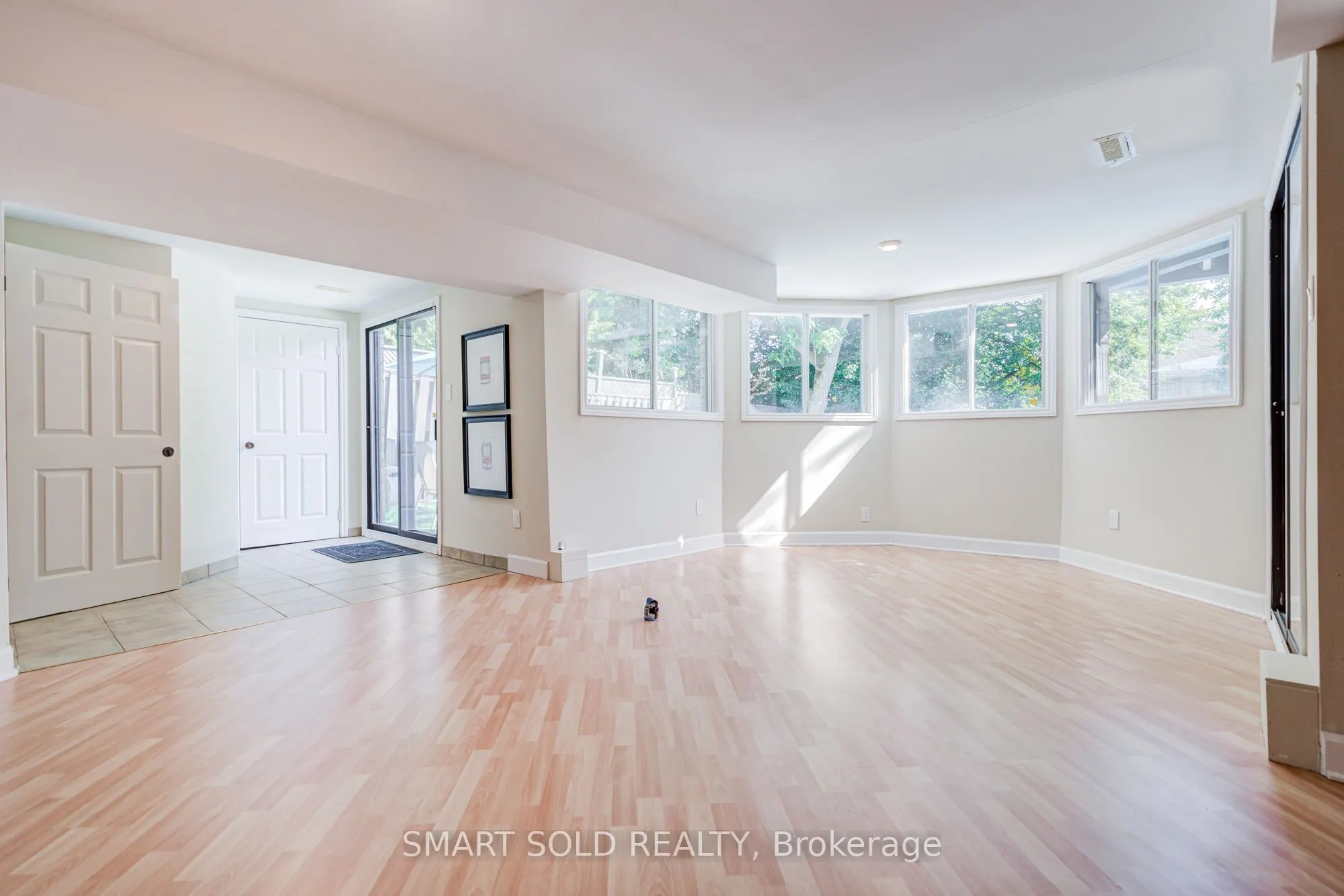 350 Kirby Crescent