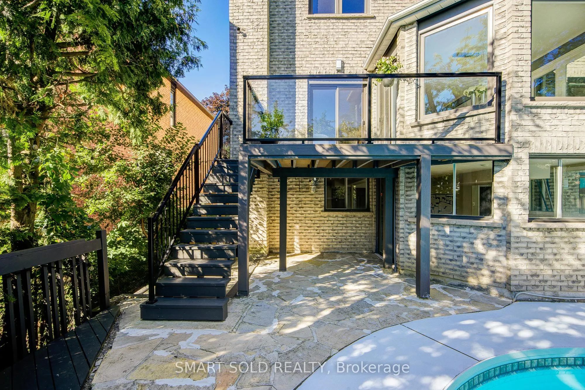 350 Kirby Crescent
