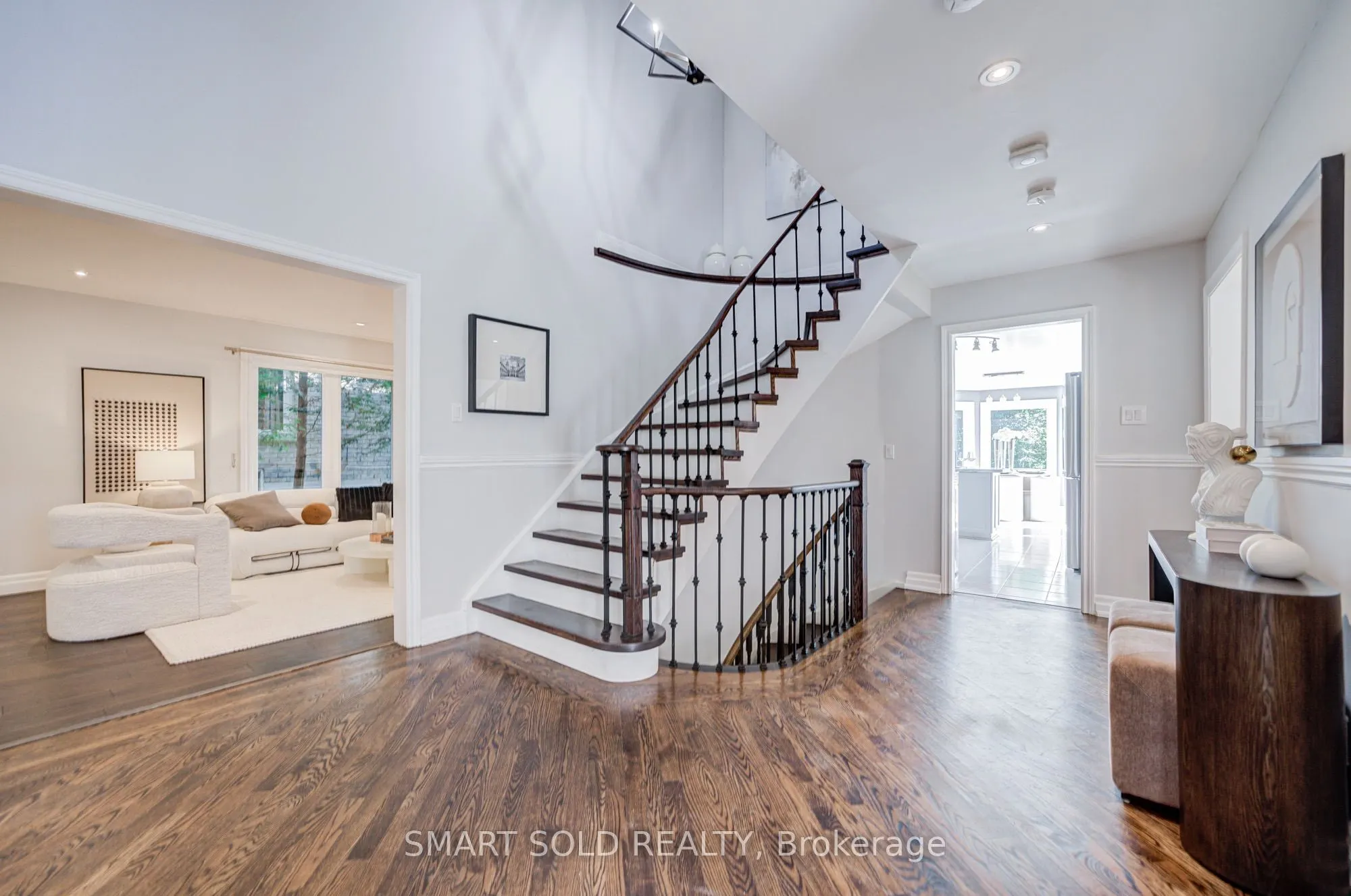 350 Kirby Crescent