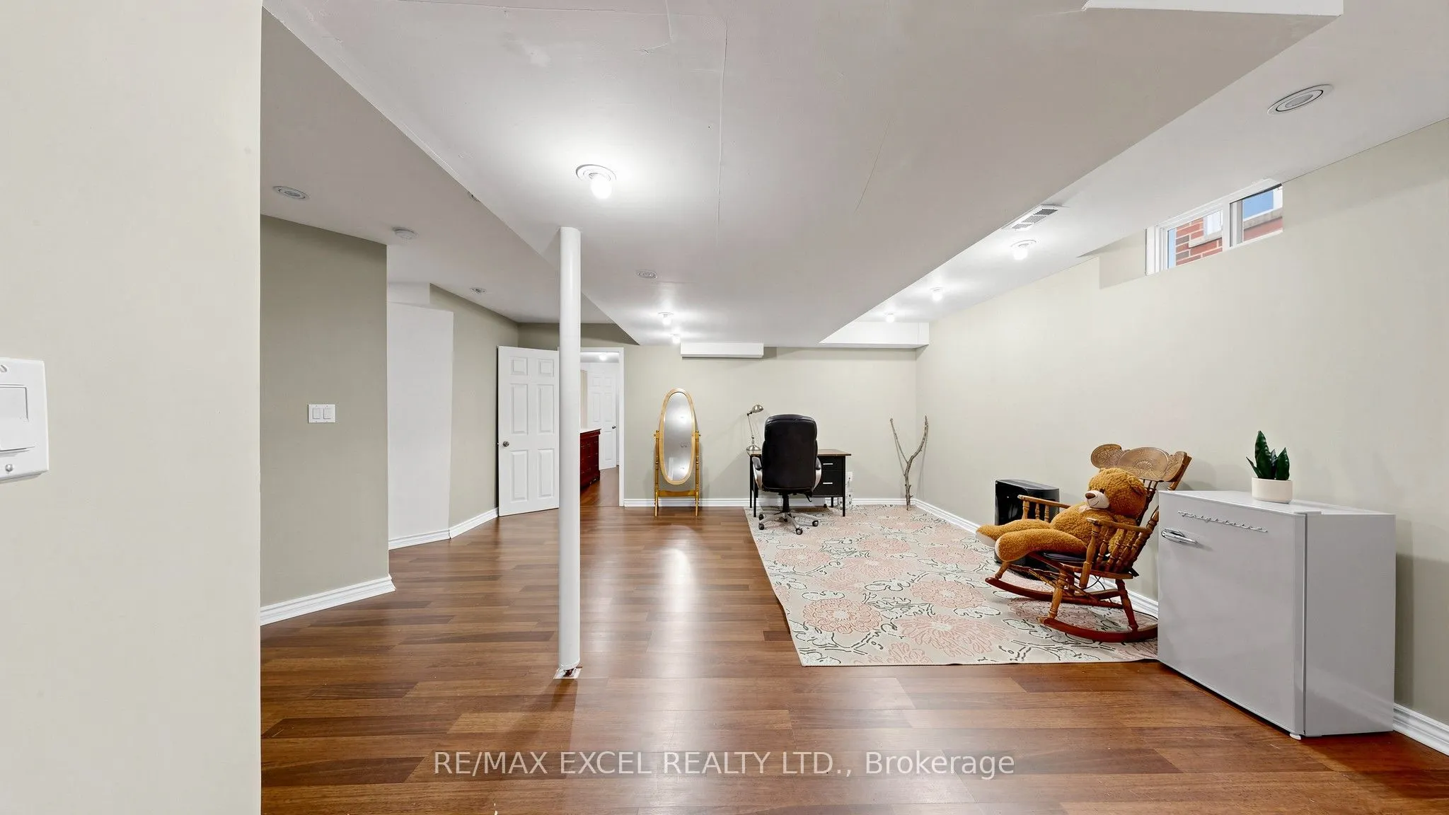 44 Canyon Hill Avenue