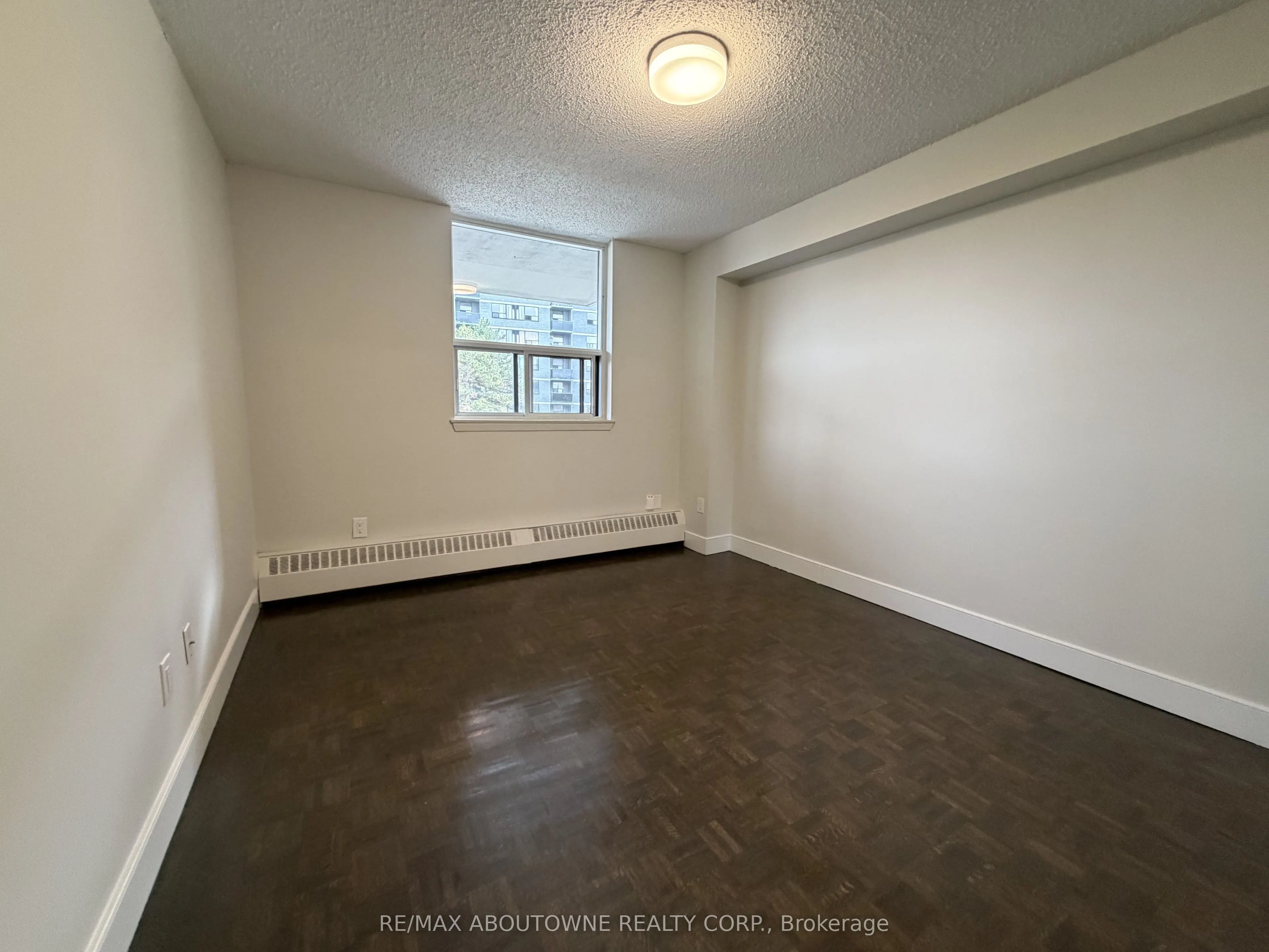 145 Wellington Street W #301