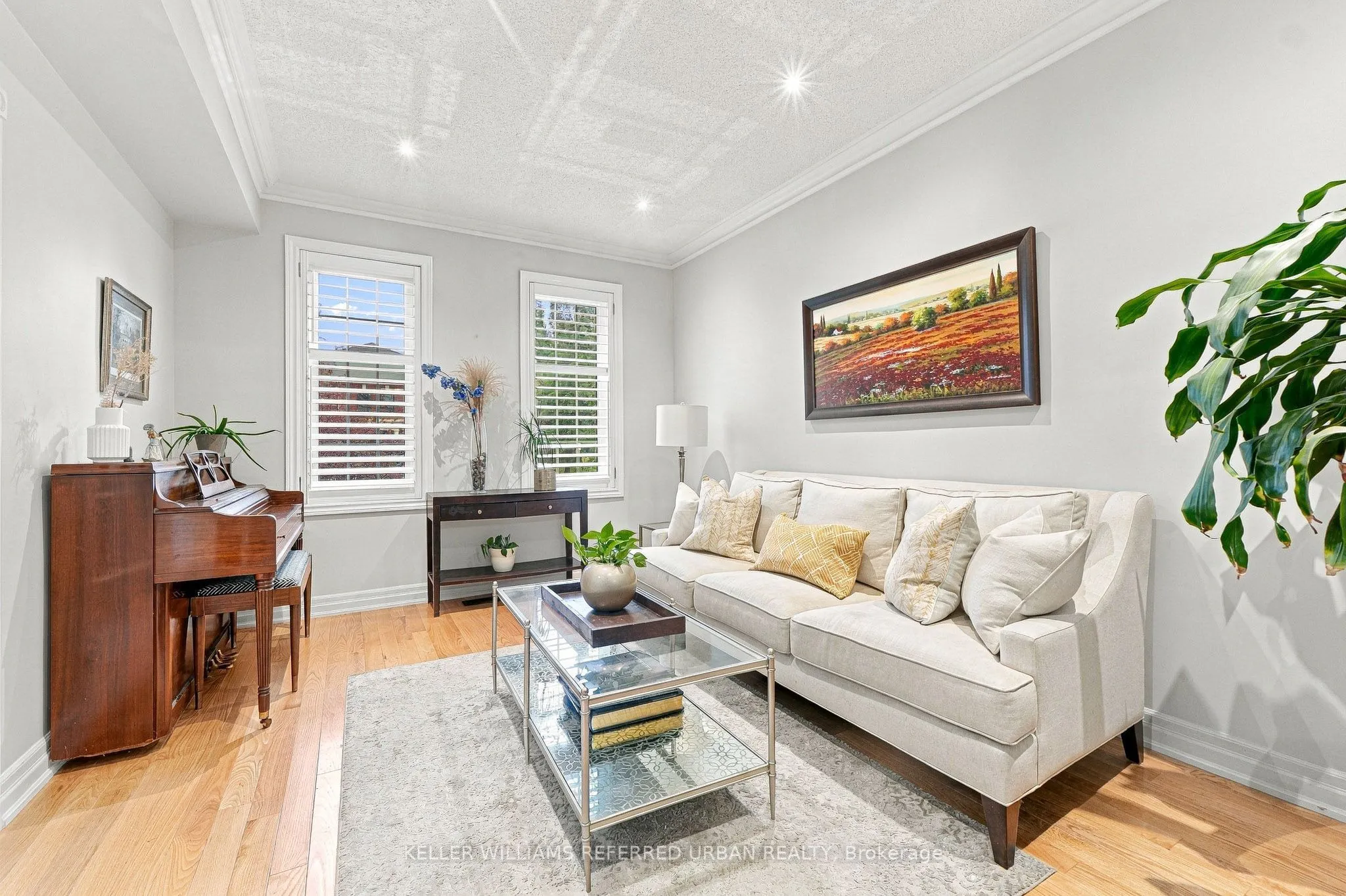 63 Oatlands Crescent