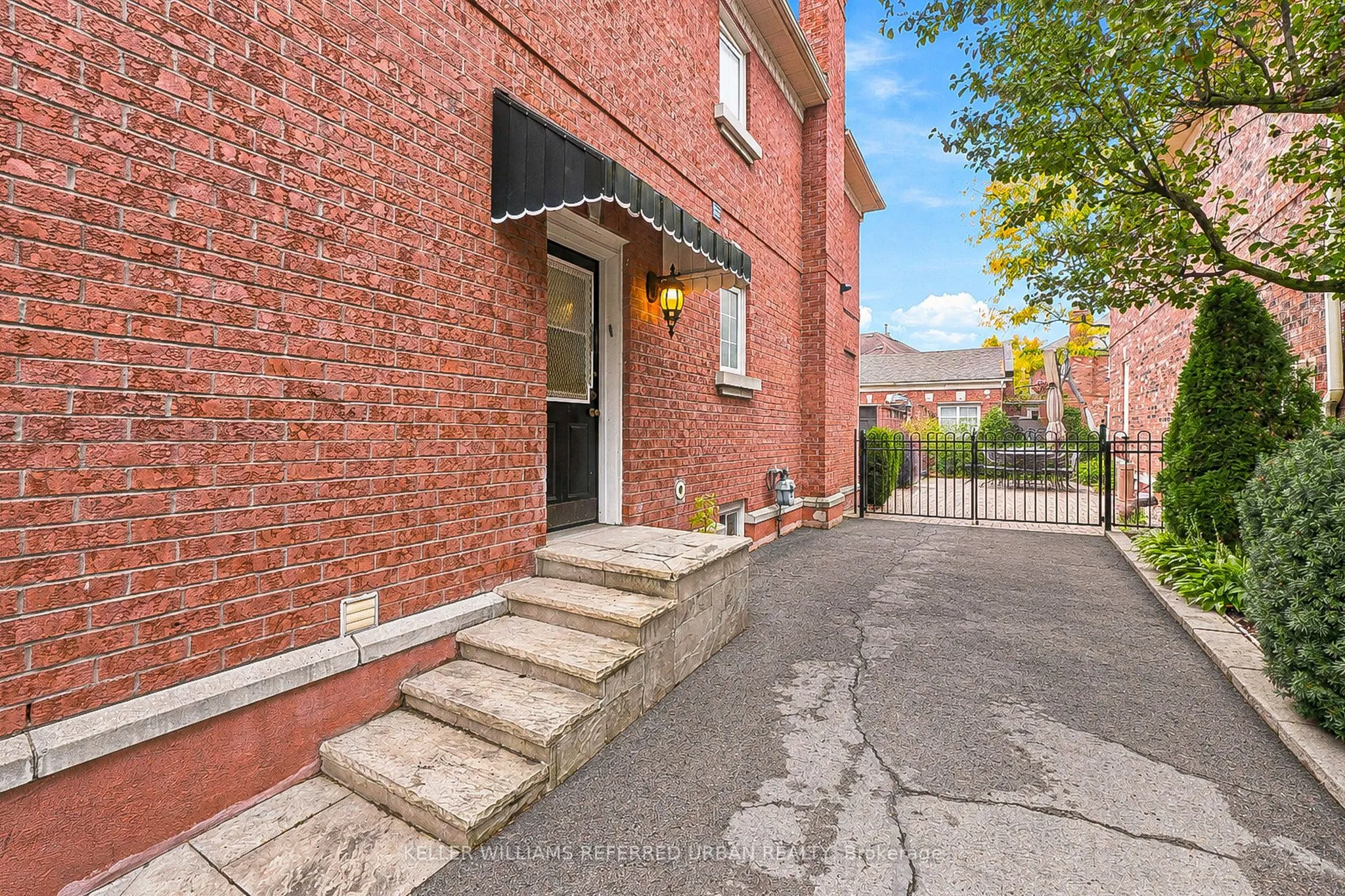 63 Oatlands Crescent