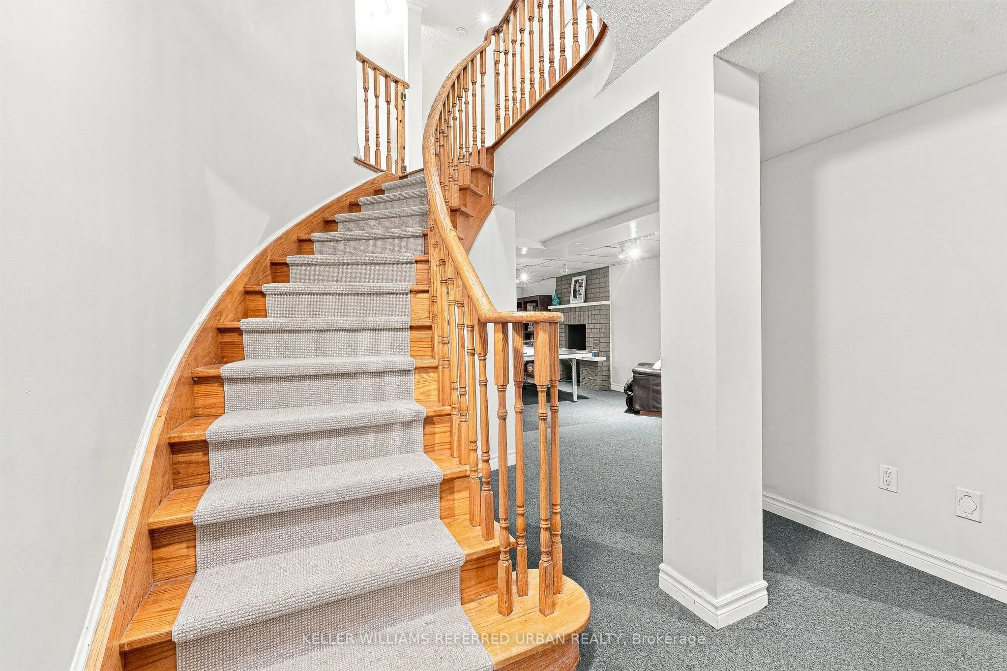 63 Oatlands Crescent