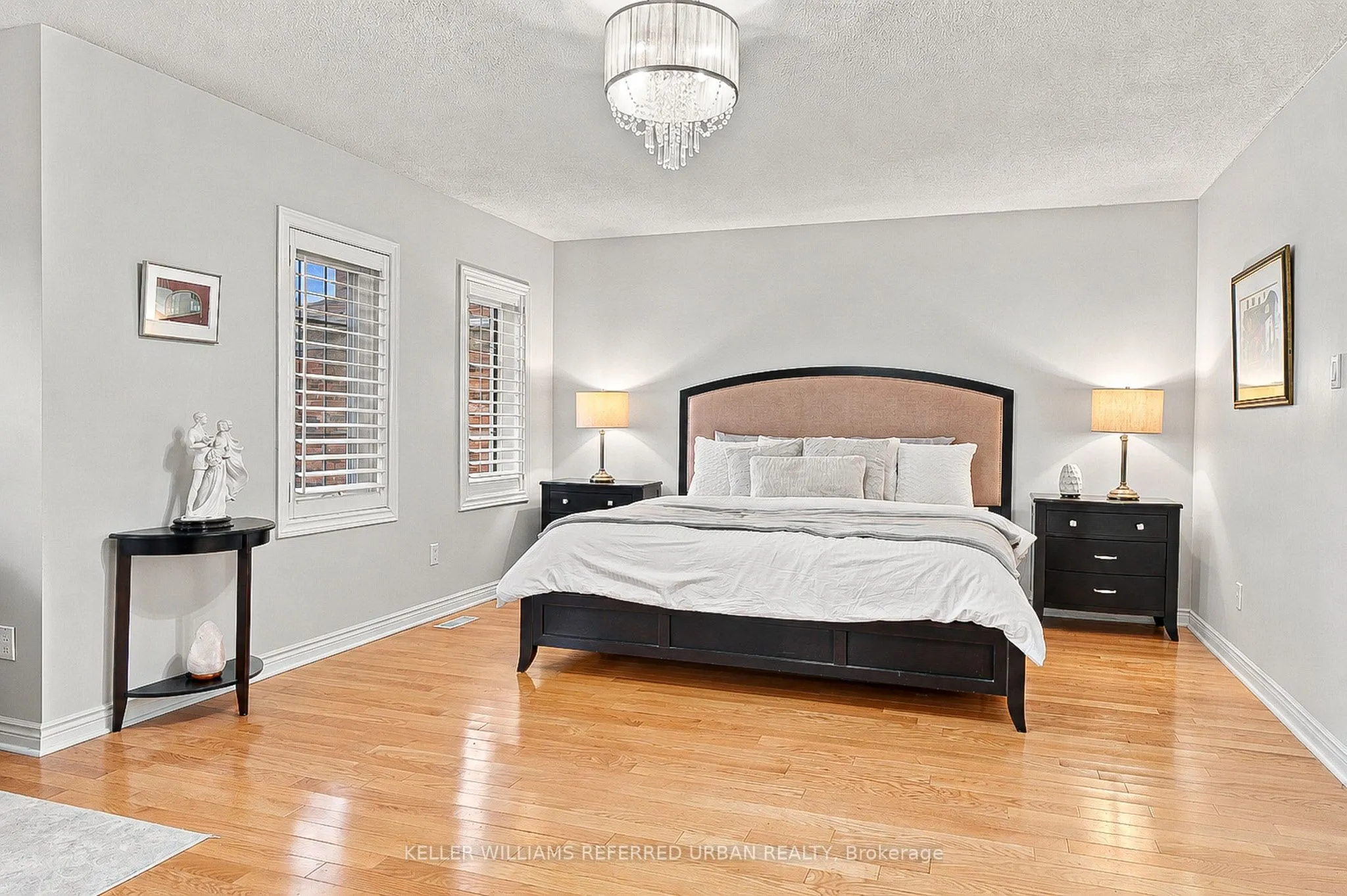 63 Oatlands Crescent
