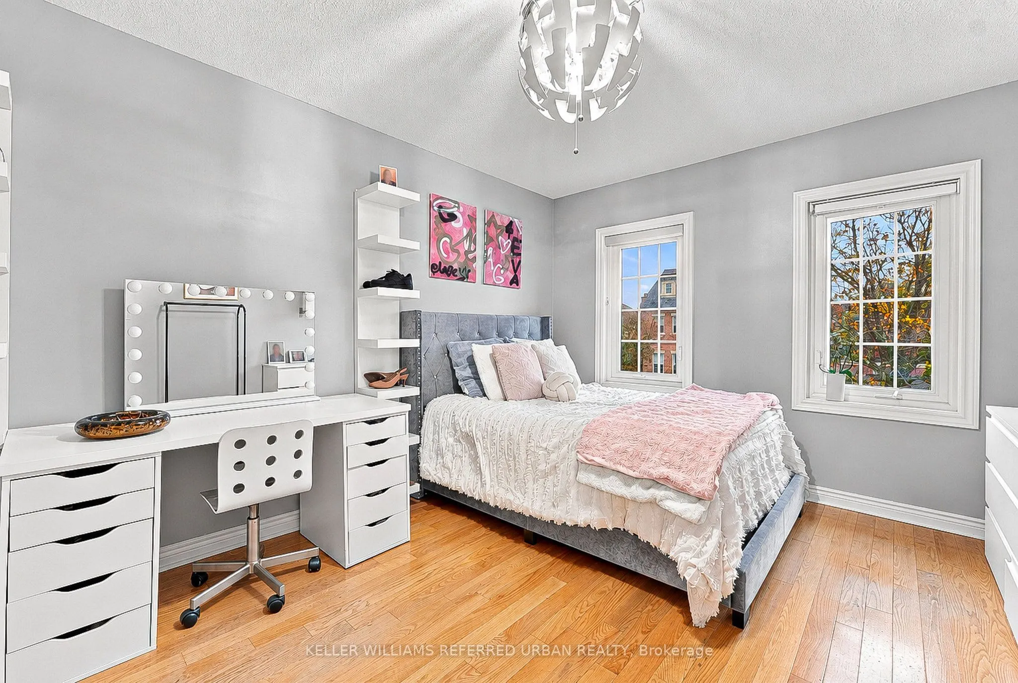 63 Oatlands Crescent