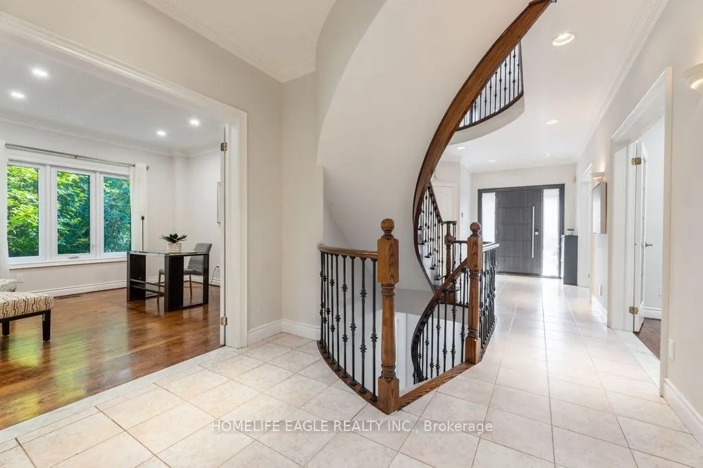 118 May Avenue