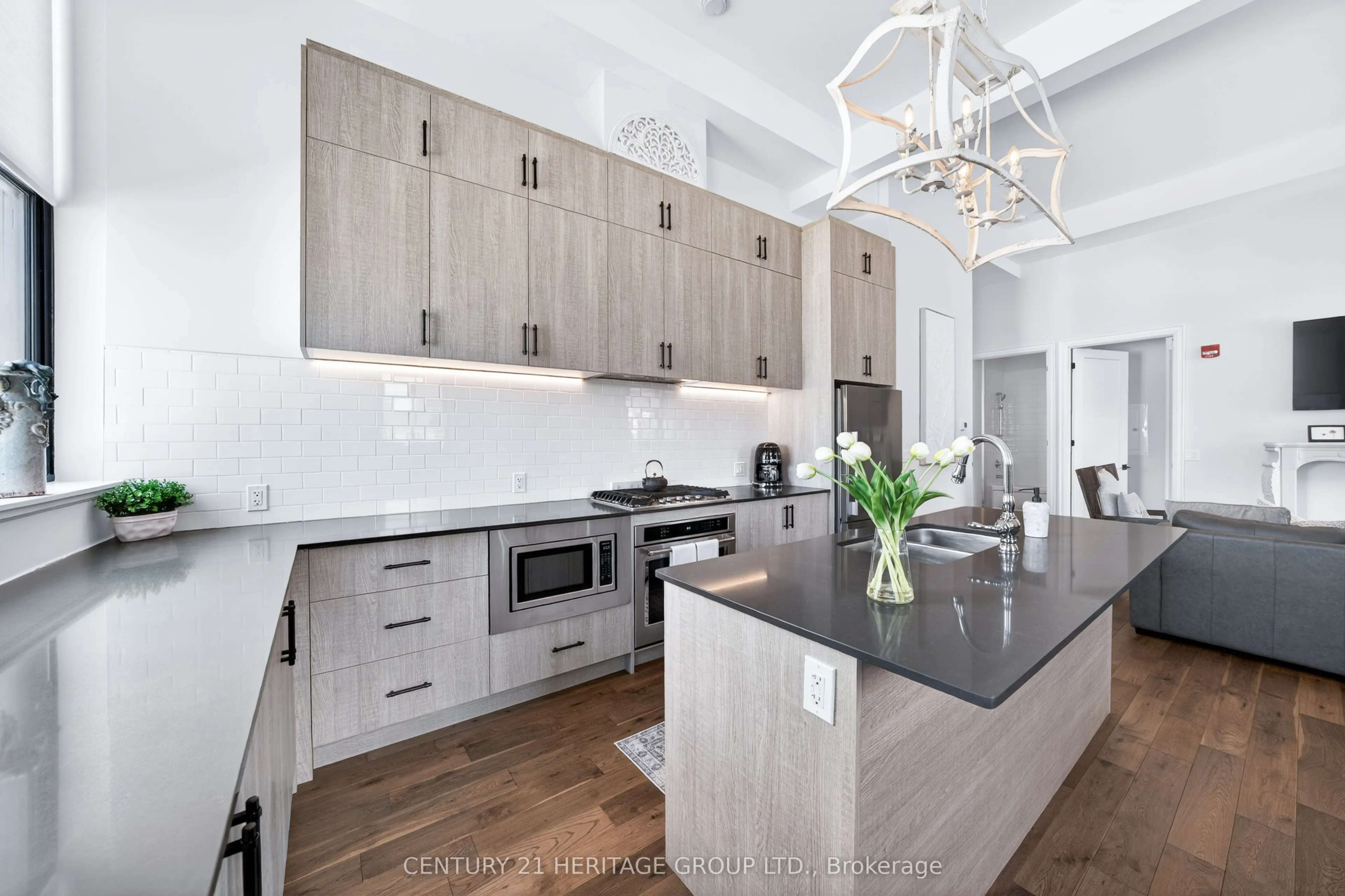400 Park Avenue #304