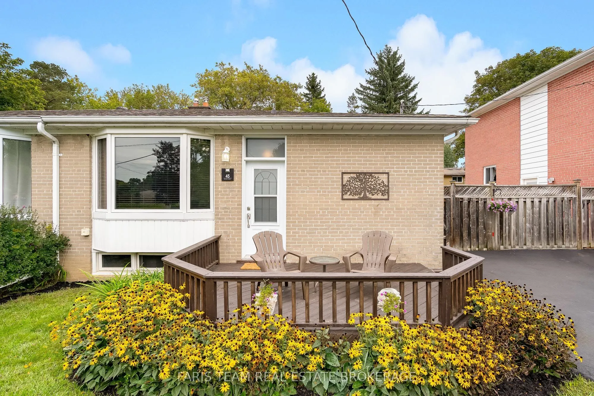45 Bailey Crescent