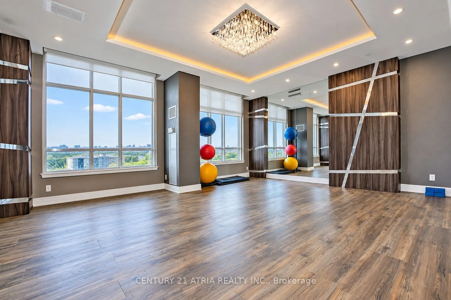 9201 Yonge Street #507