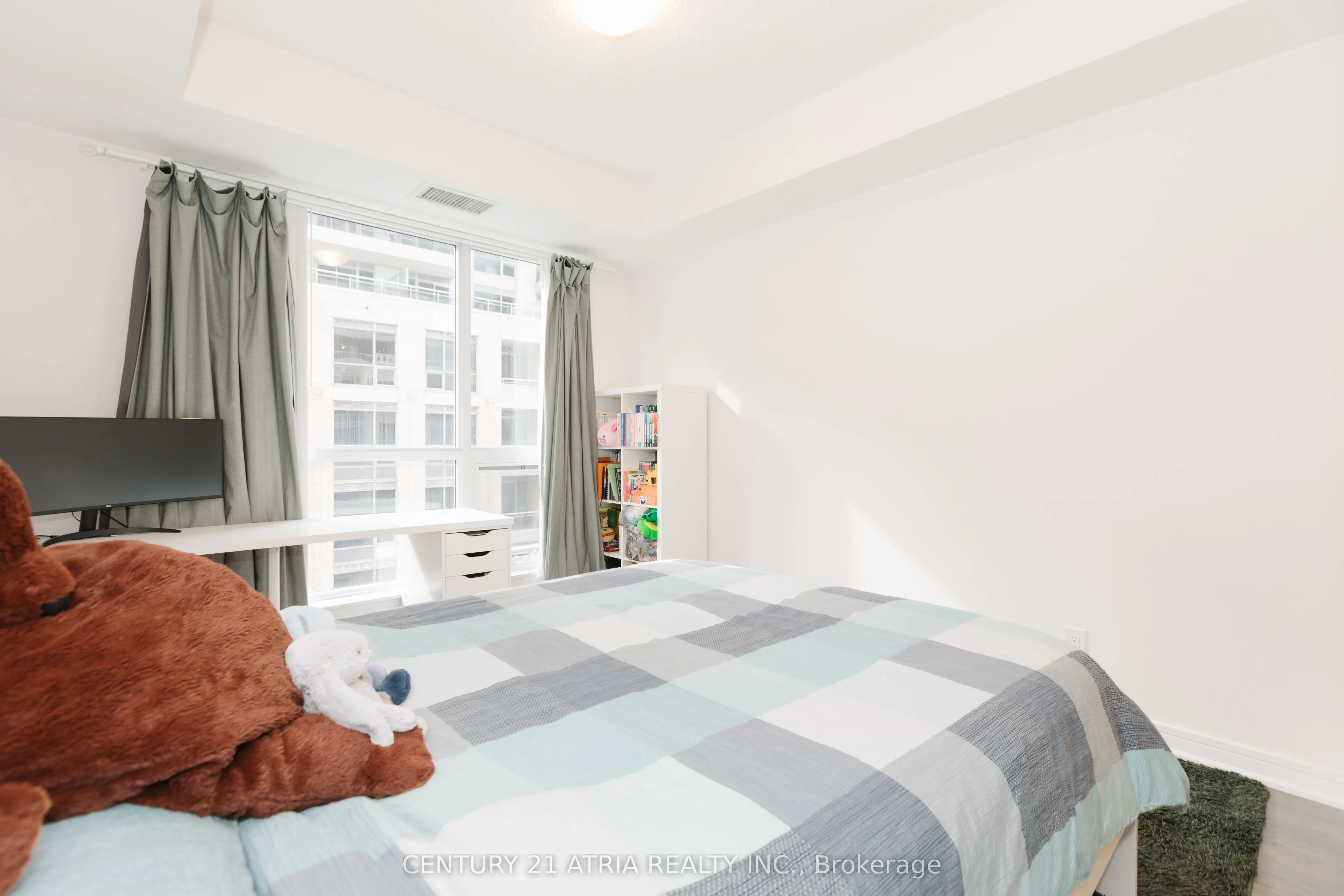 9201 Yonge Street #507