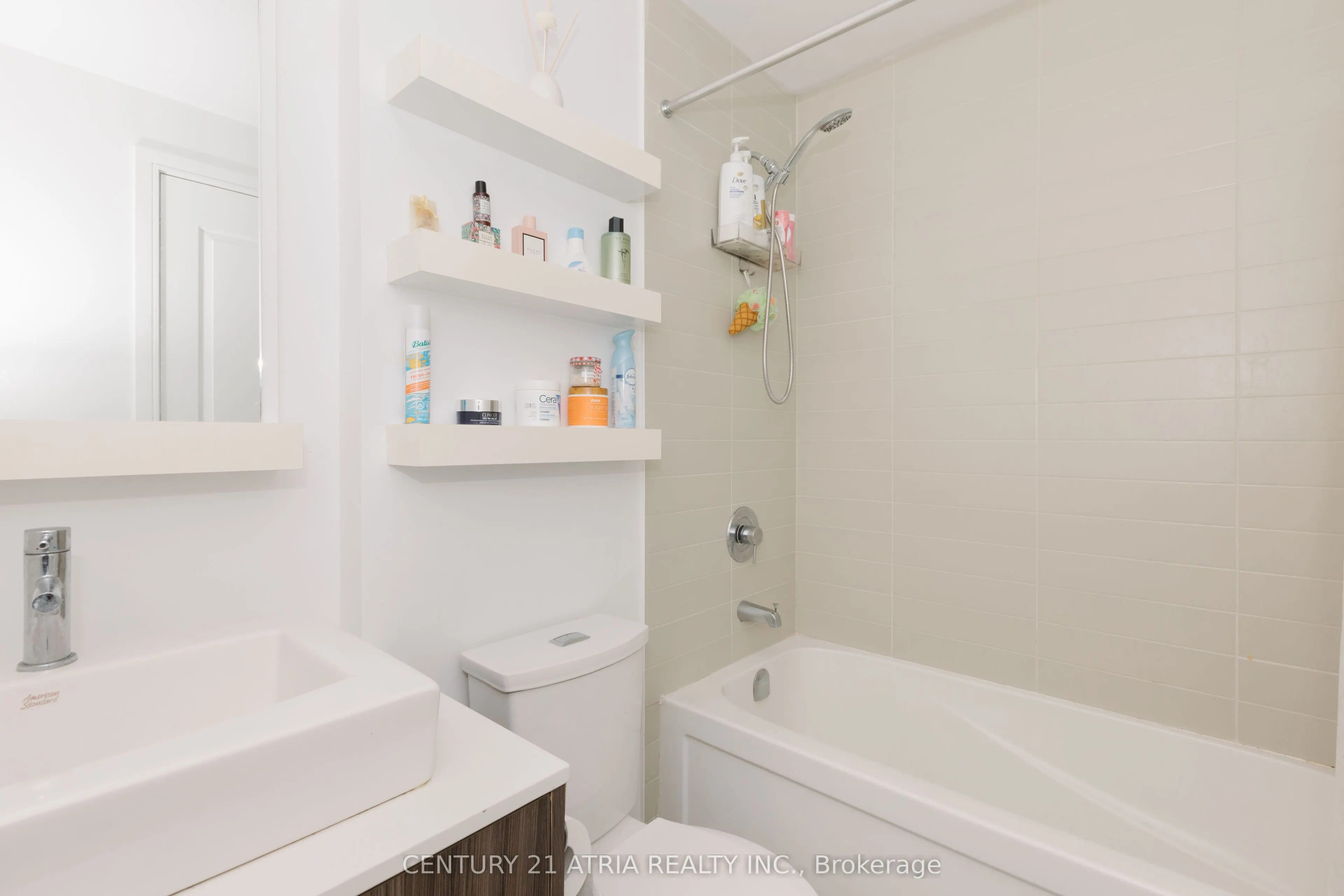 9201 Yonge Street #507